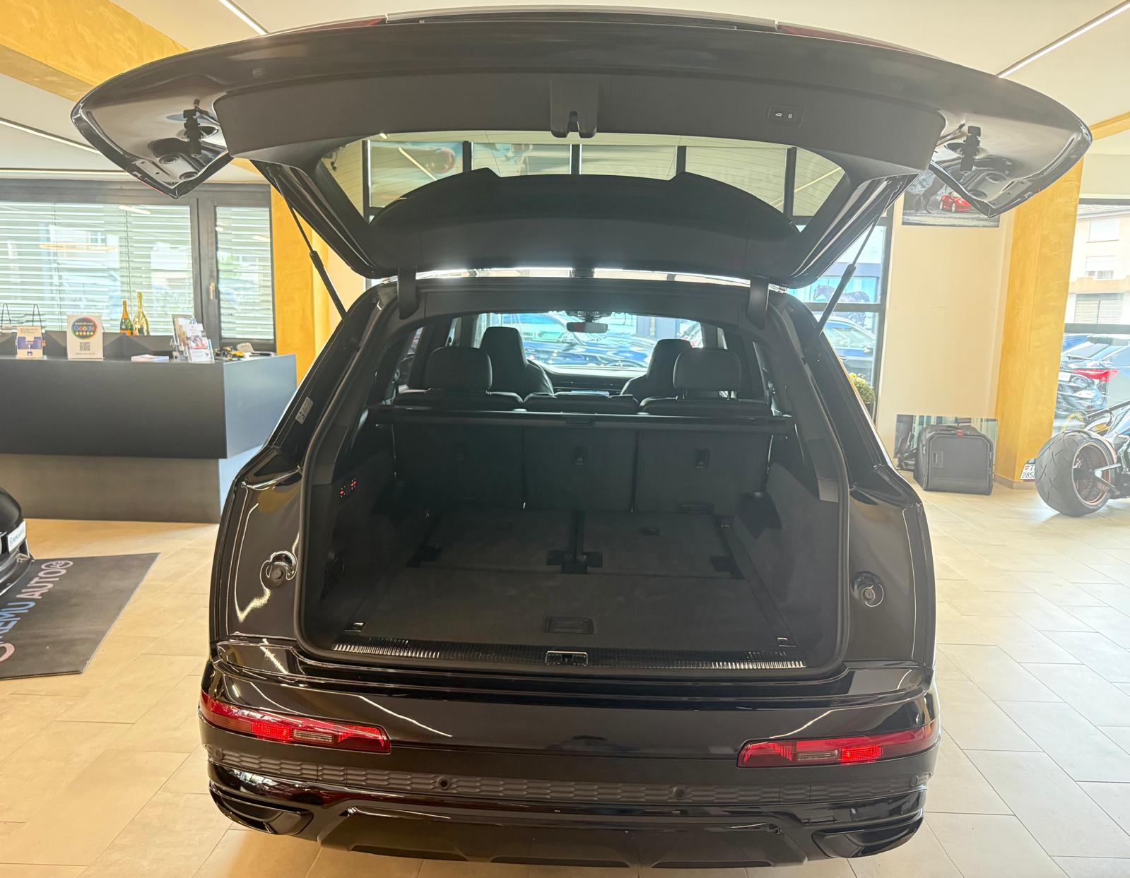 AUDI Q7 50 TDI quattro S Line tiptronic-image-4