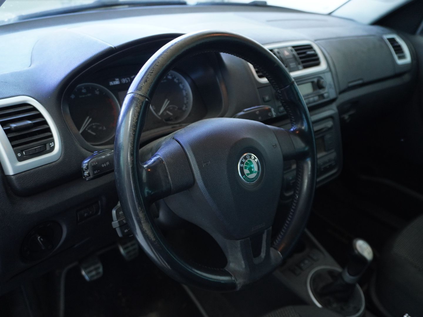 SKODA Roomster 1.6 Style-image-2