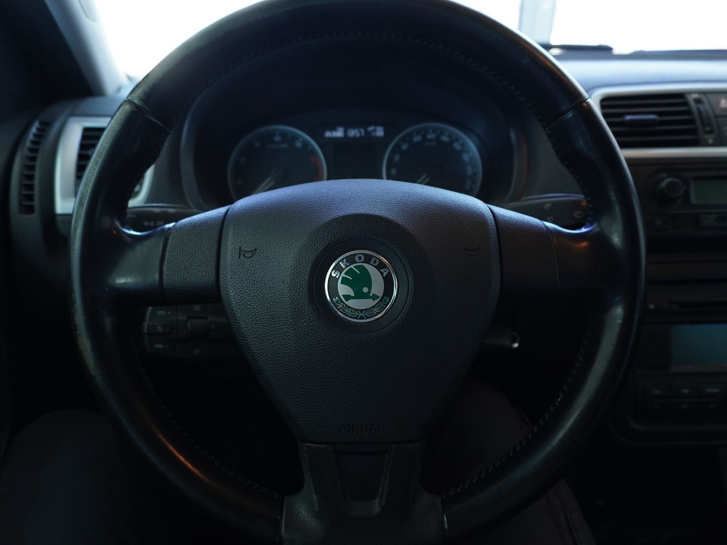 SKODA Roomster 1.6 Style-image-5