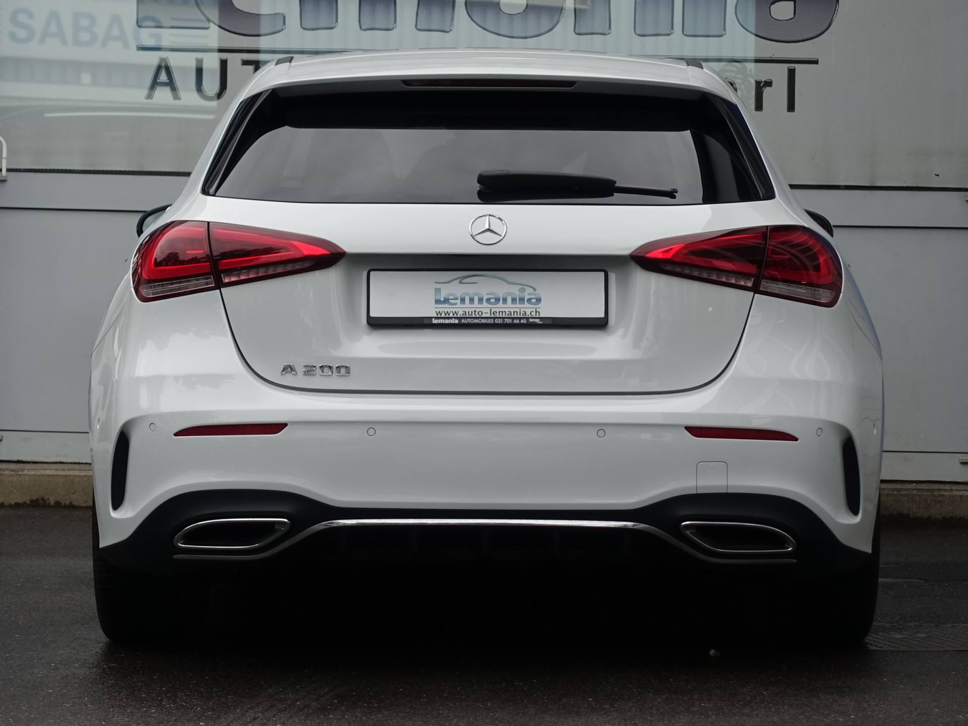 MERCEDES-BENZ A 200 Style 7G-DCT-image-5