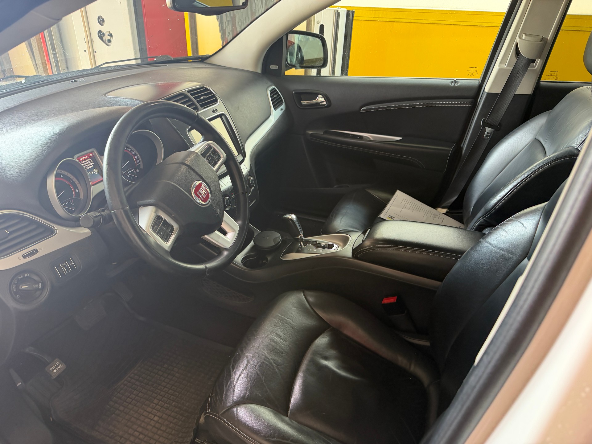 FIAT Freemont 2.0 MJ Urban AWD Automat-image-5