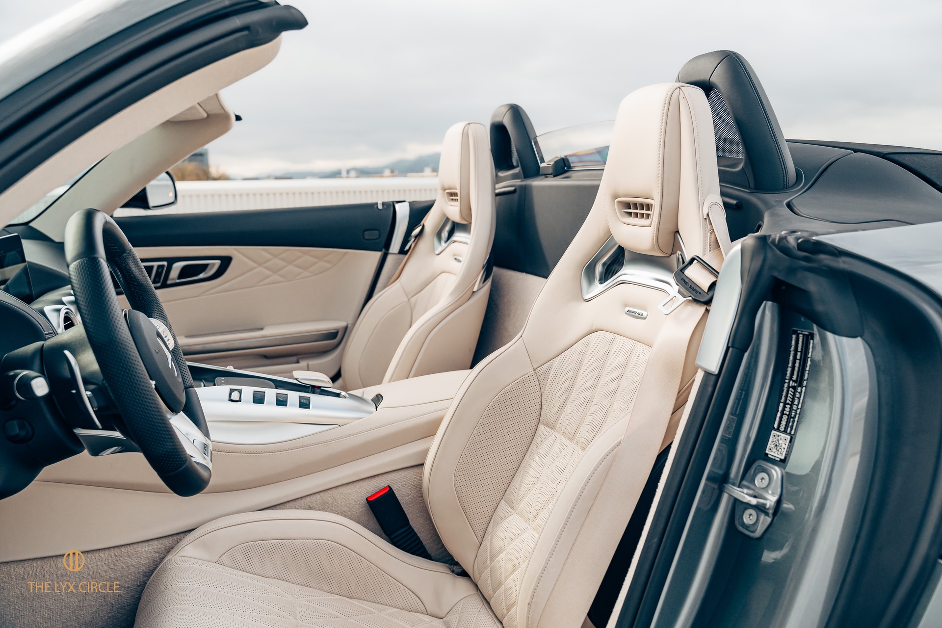 MERCEDES-BENZ AMG GT Roadster Speedshift DCT-image-11