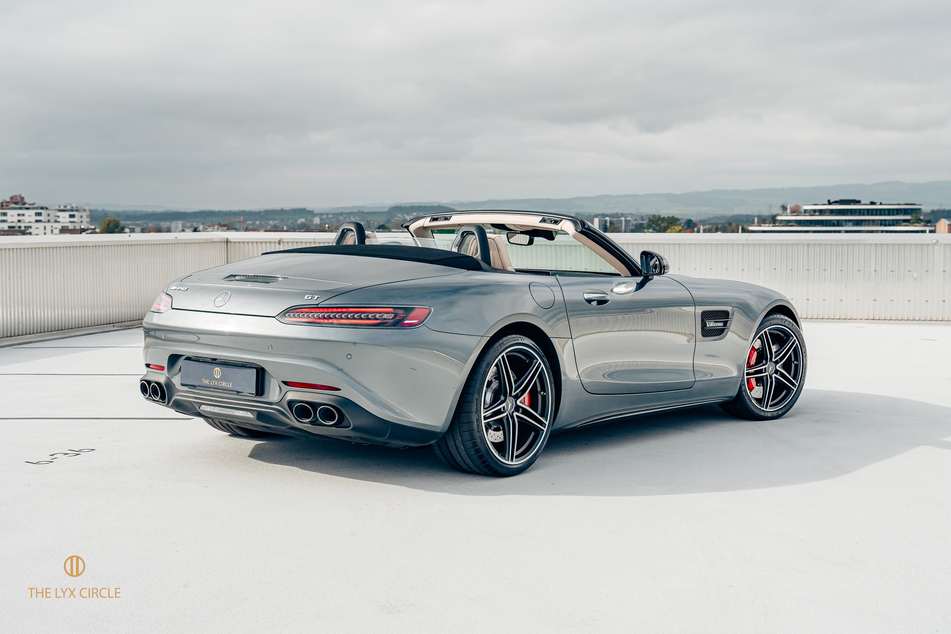 MERCEDES-BENZ AMG GT Roadster Speedshift DCT-image-6