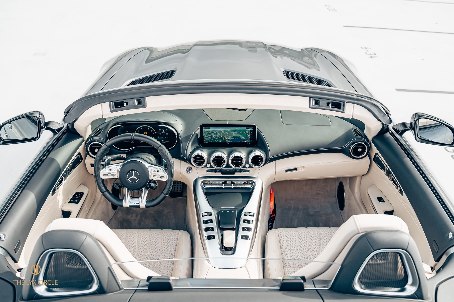 MERCEDES-BENZ AMG GT Roadster Speedshift DCT-image-10