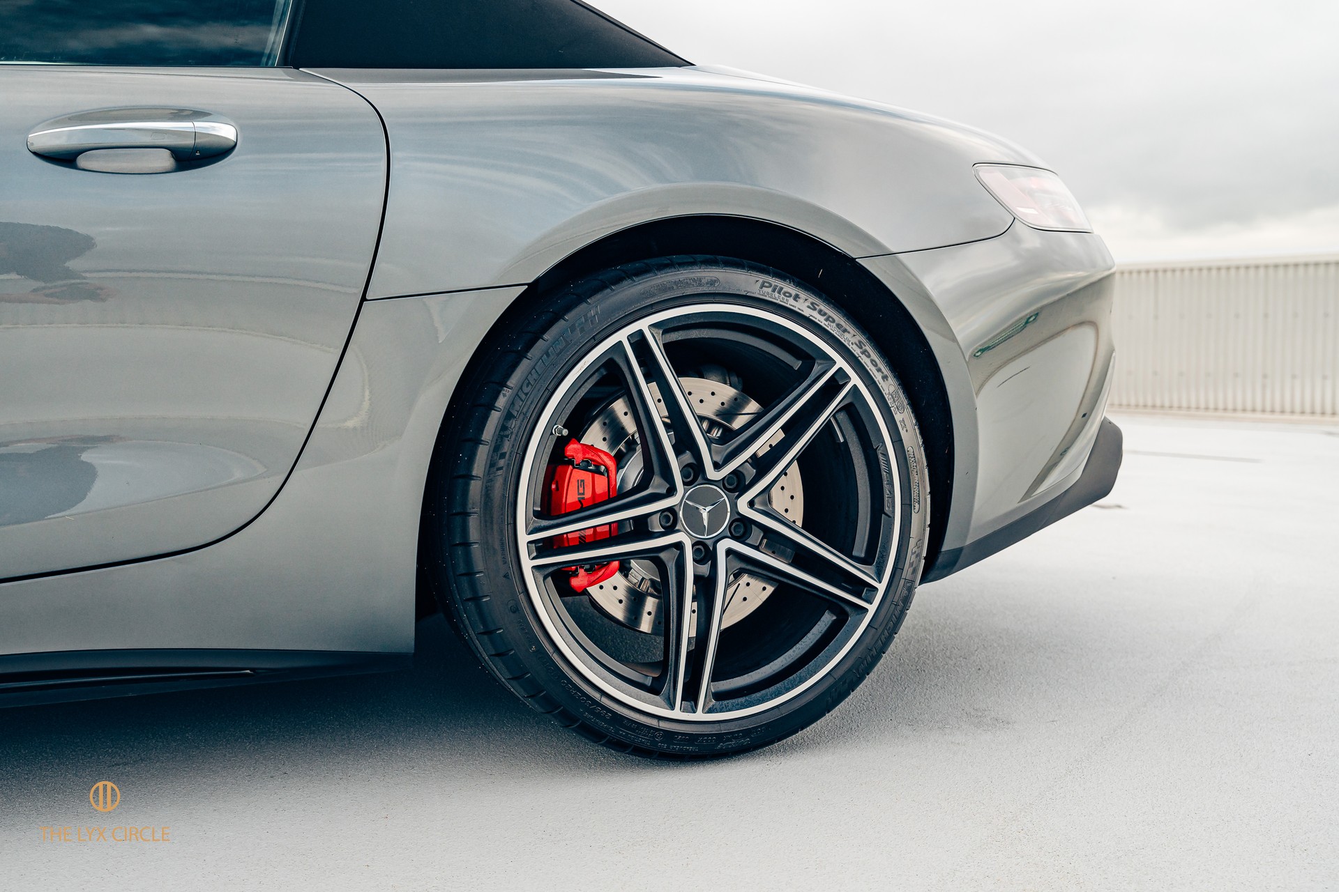 MERCEDES-BENZ AMG GT Roadster Speedshift DCT-image-9