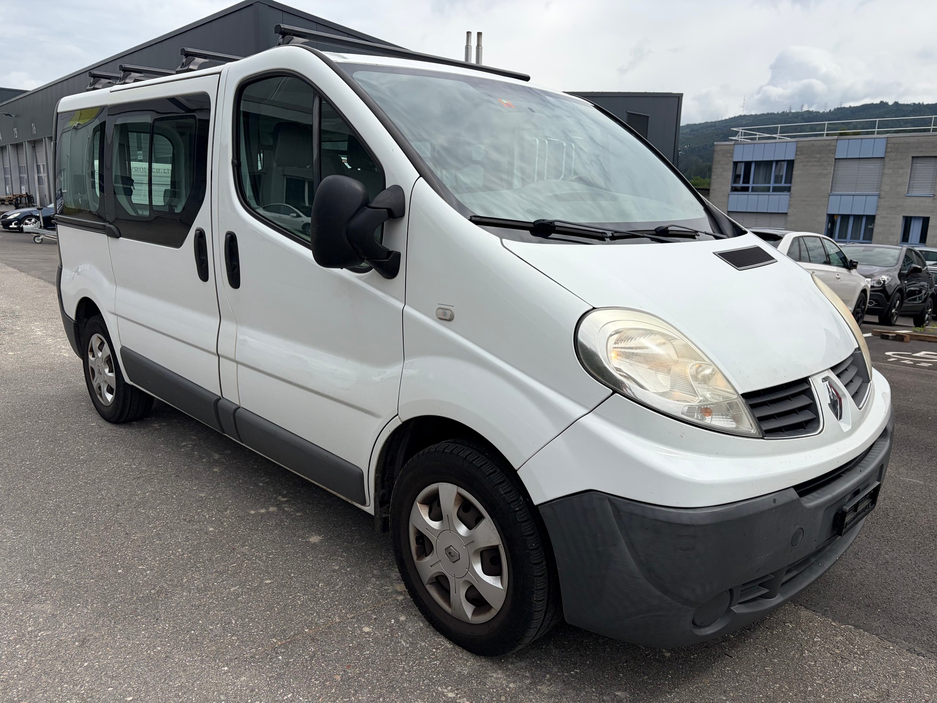 RENAULT Trafic 2.0dCi Eco Passenger Authentique