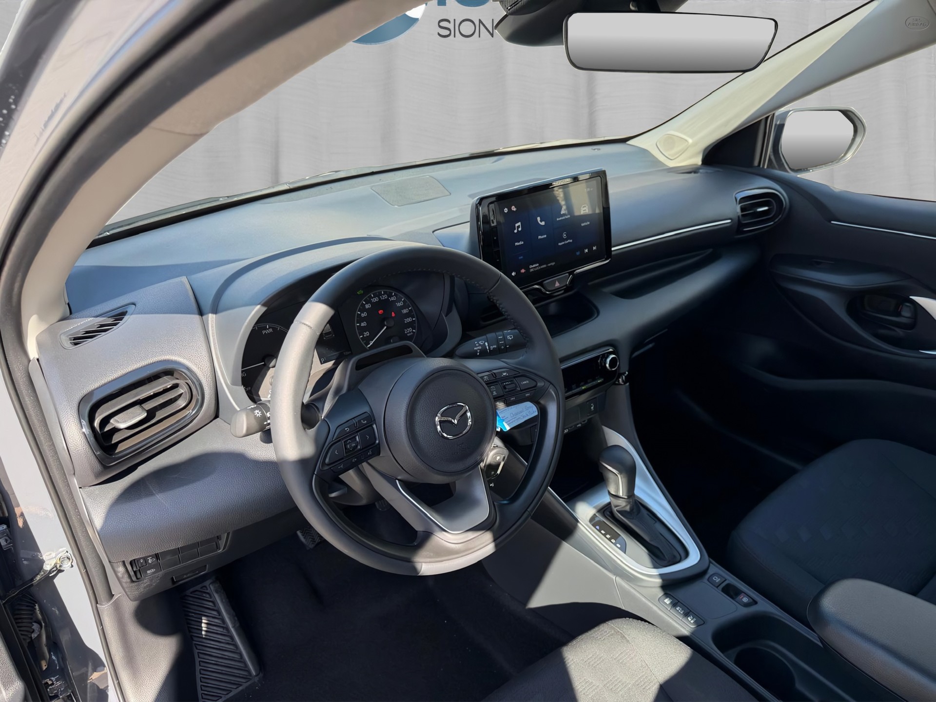 MAZDA 2 Hybrid Centre-Line-image-9