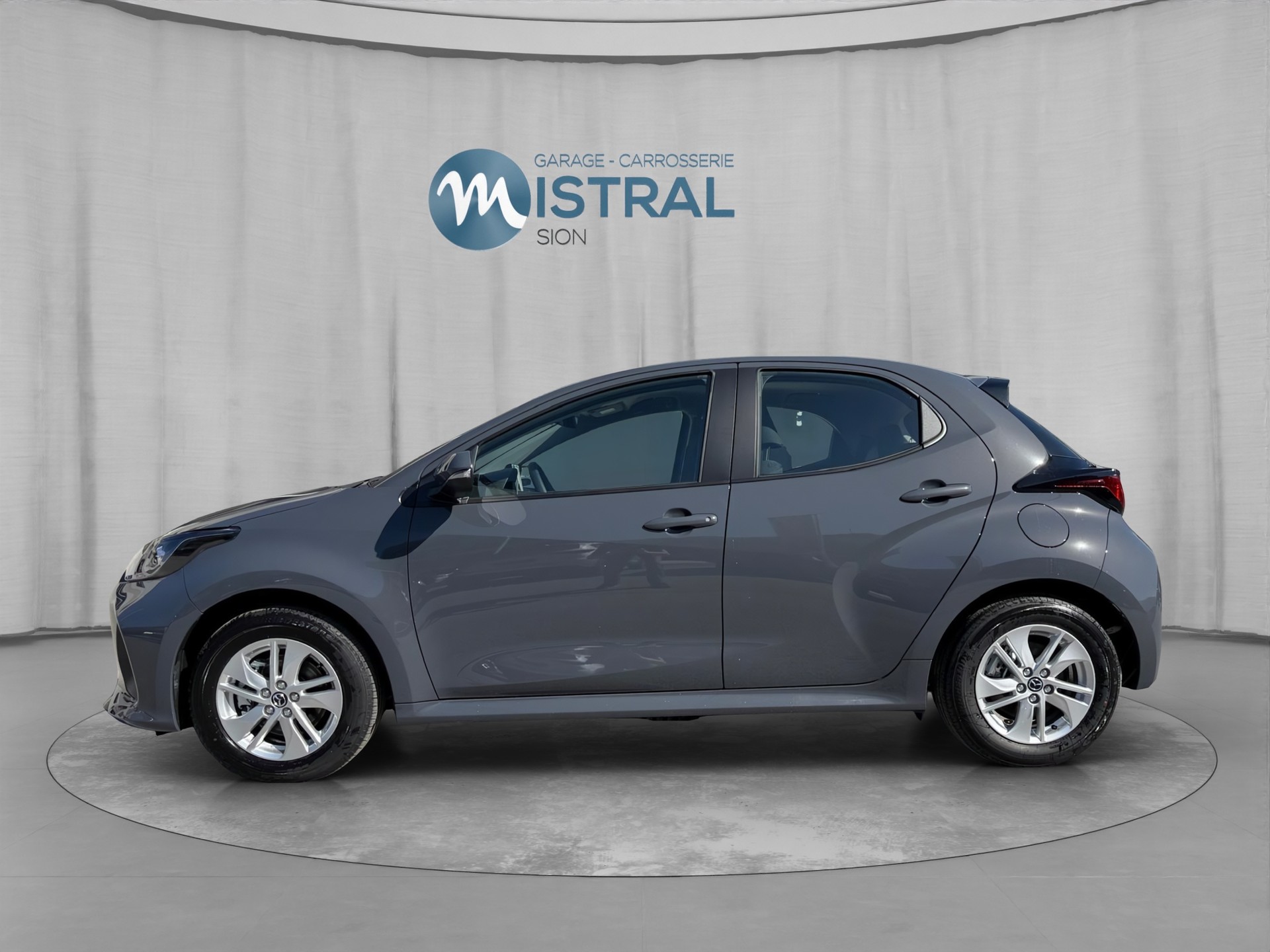 MAZDA 2 Hybrid Centre-Line-image-1