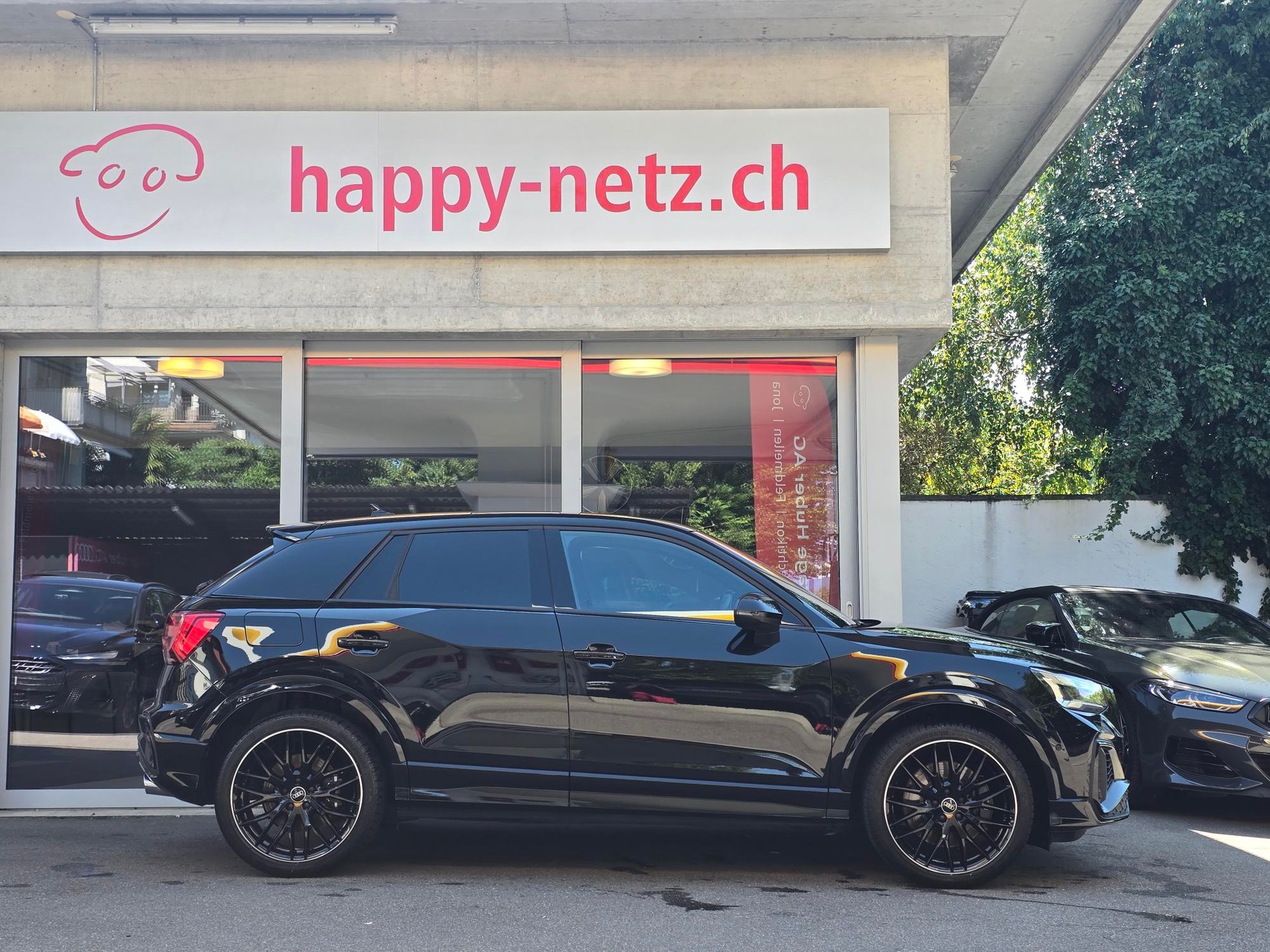 AUDI SQ2 TFSI quattro S-tronic-showroom-element-1