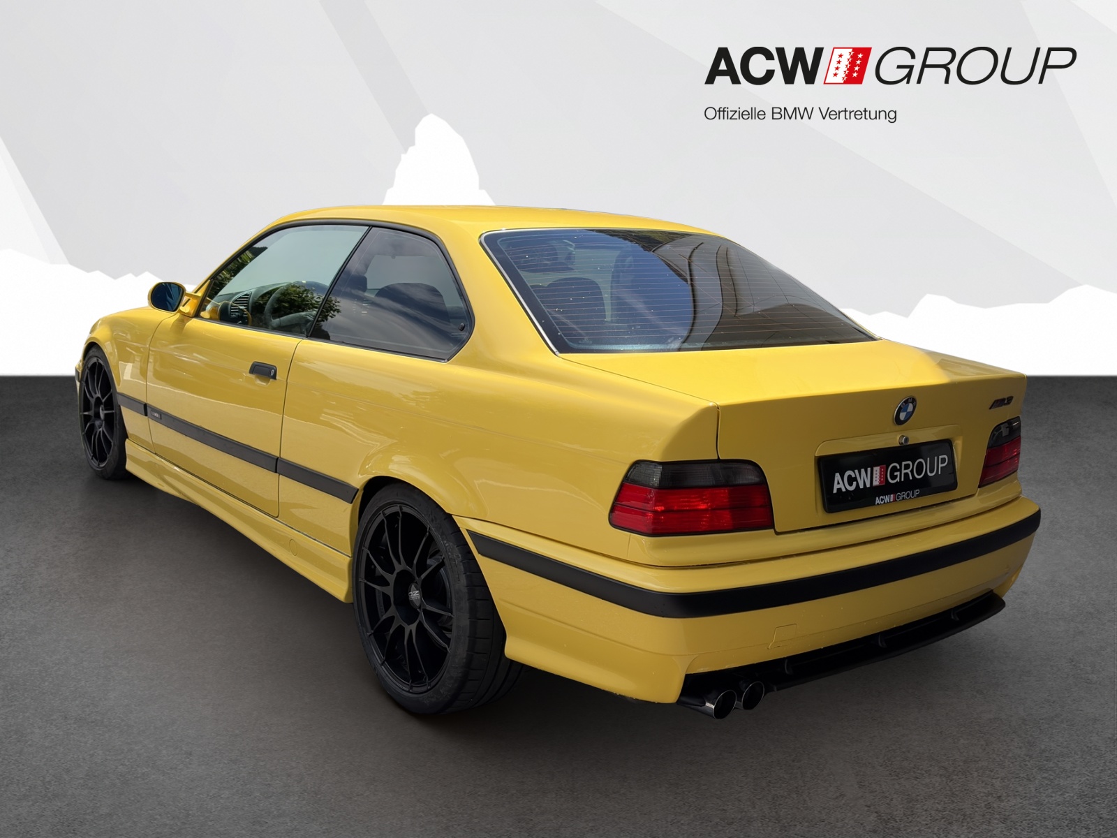 BMW M3 Coupé-showroom-element-2