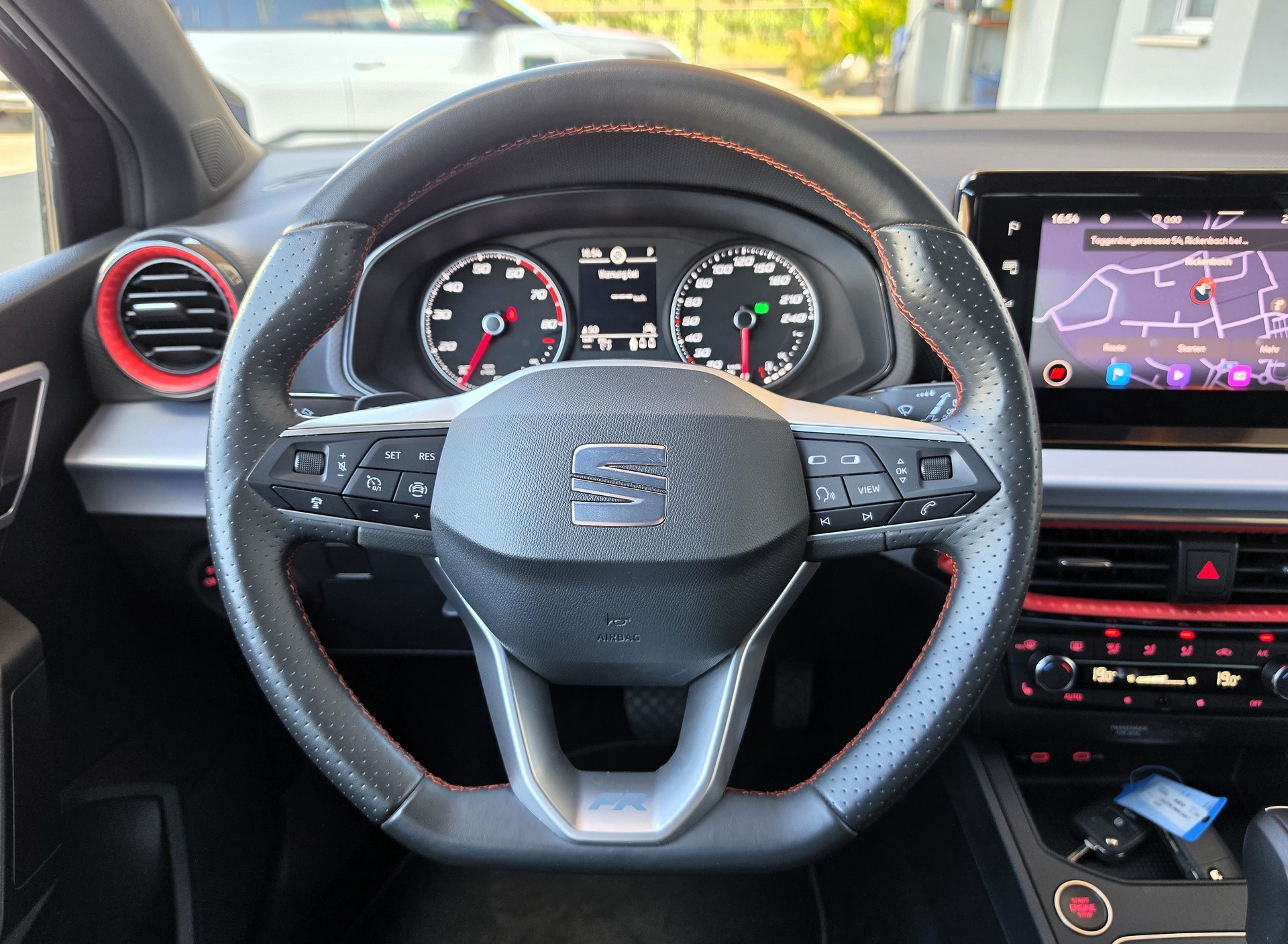 SEAT Ibiza 1.0 EcoTSI FR DSG-image-11