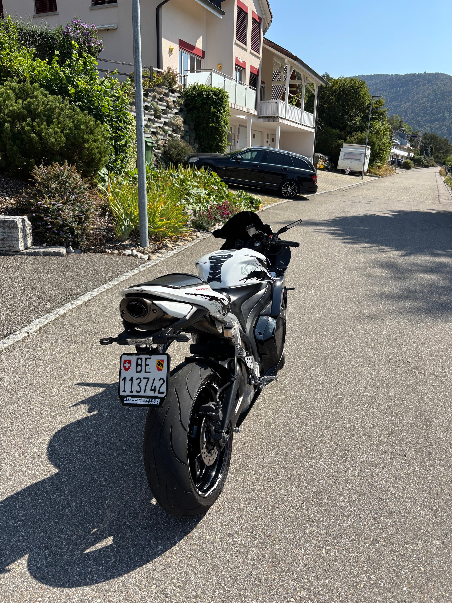 HONDA CBR 600 RR Limited Edition-image-1