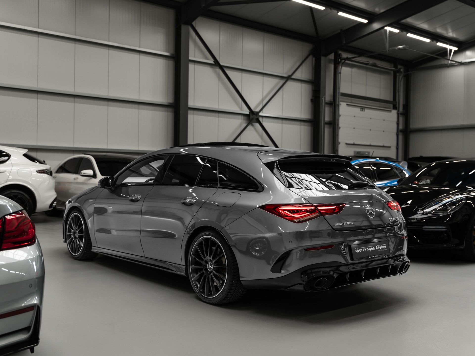 MERCEDES-BENZ CLA Shooting Brake 35 AMG 4Matic 7G-DCT-showroom-element-1