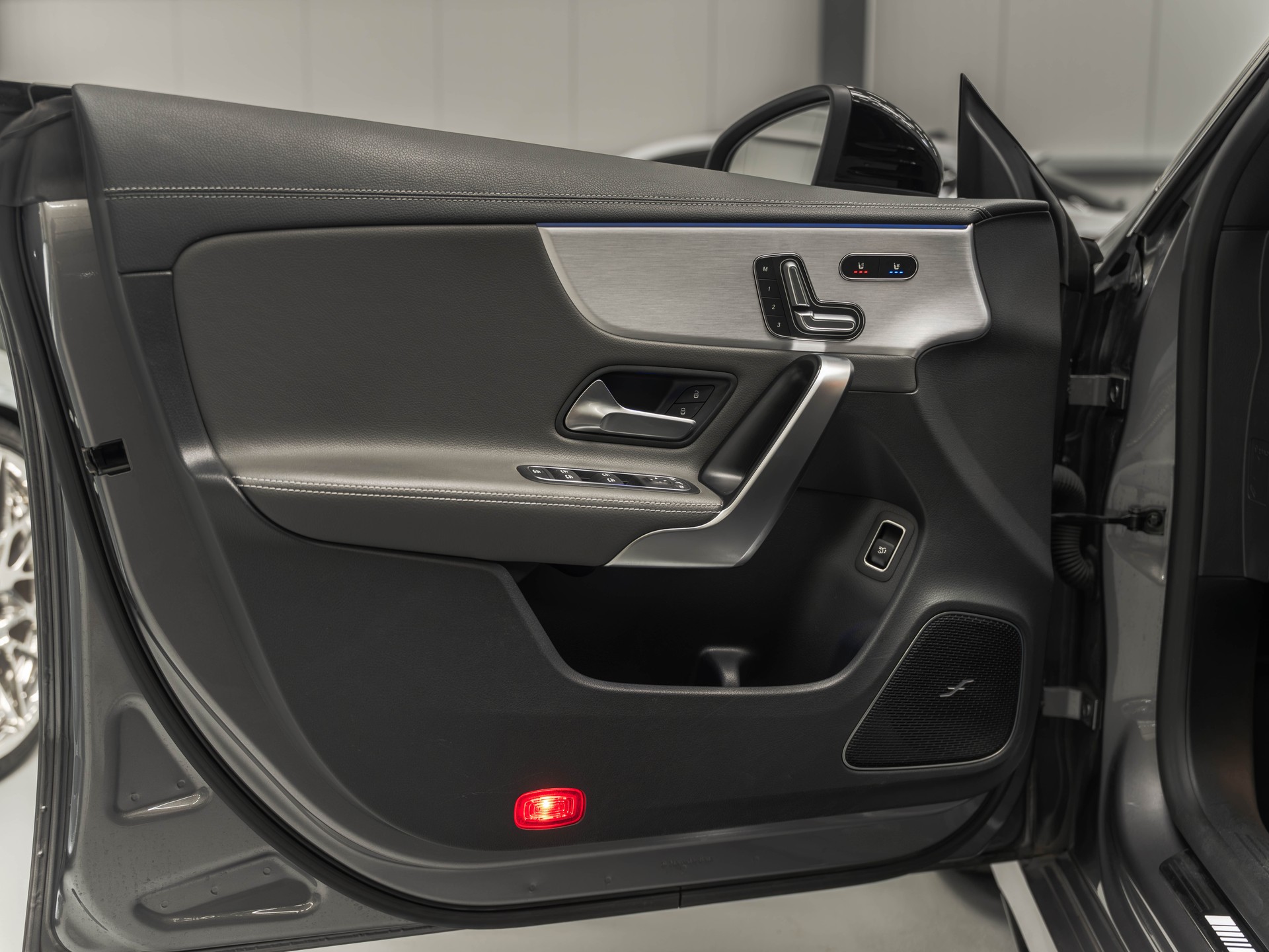 MERCEDES-BENZ CLA Shooting Brake 35 AMG 4Matic 7G-DCT-image-19