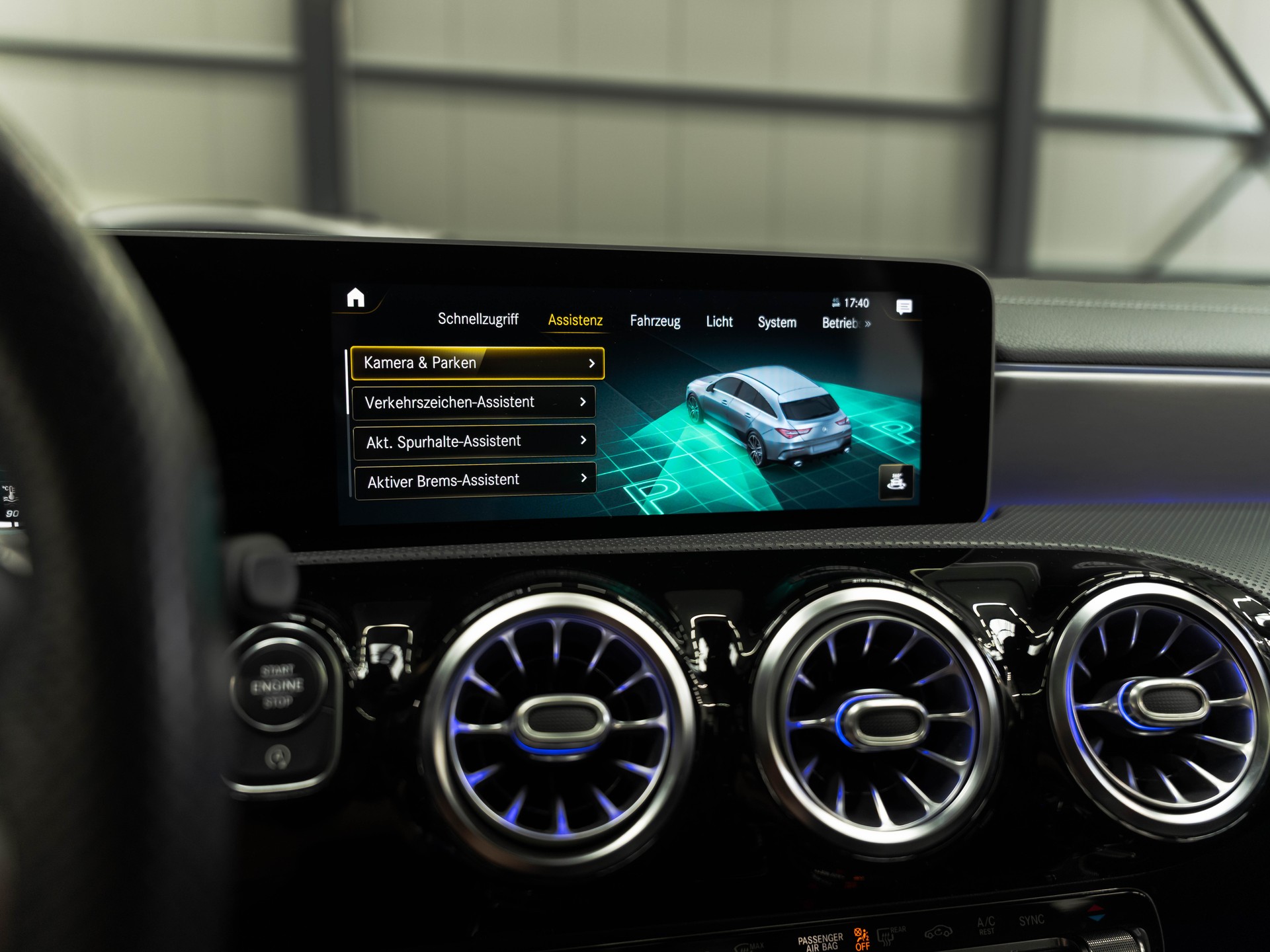 MERCEDES-BENZ CLA Shooting Brake 35 AMG 4Matic 7G-DCT-image-29
