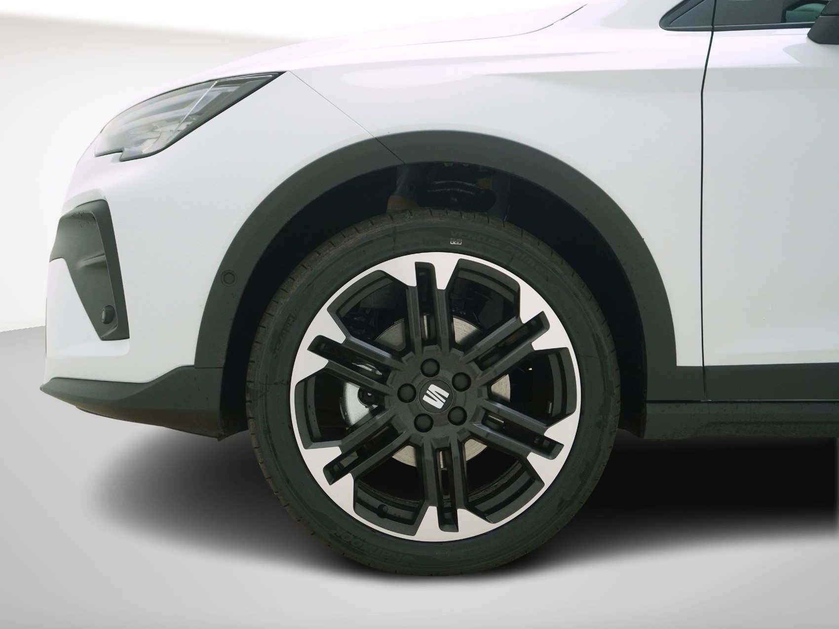 SEAT Arona 1.5 TSI FR DSG *Rundumsorglospaket*-image-9