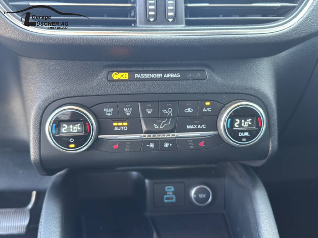 FORD Kuga 2.0 EcoBlue Titanium 4x4-image-19