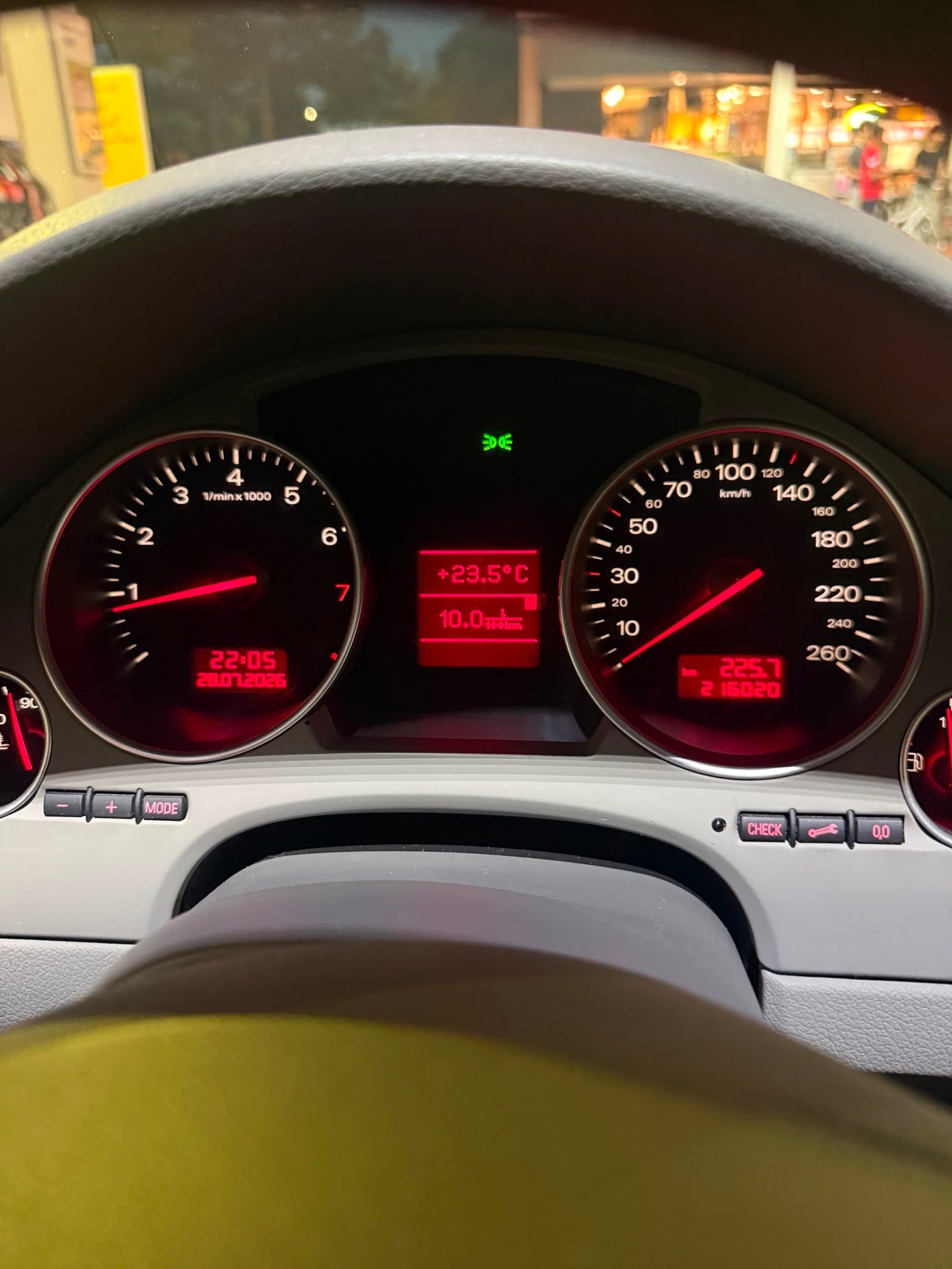 AUDI A4 Cabriolet 2.4 V6-showroom-element-1