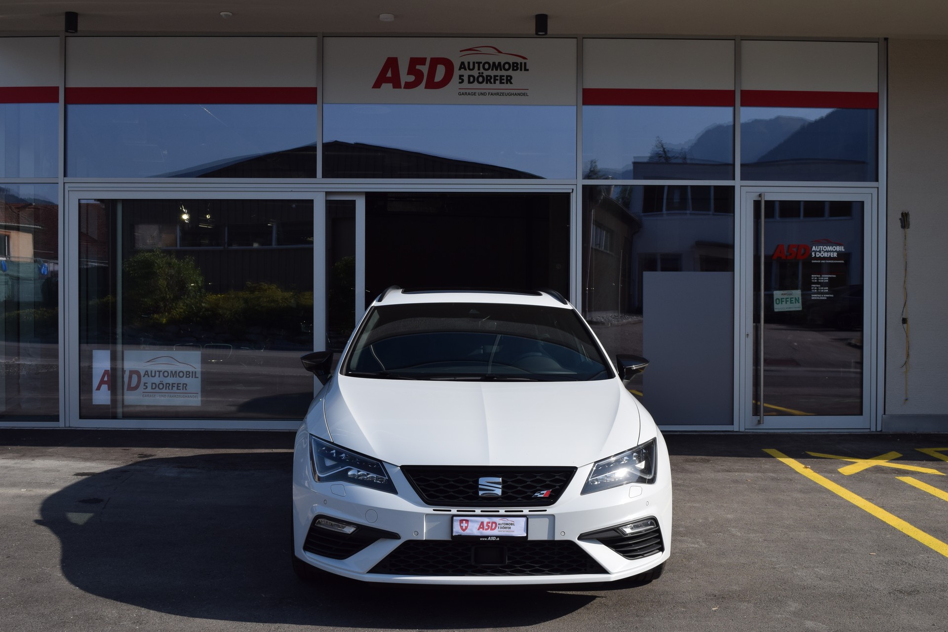 SEAT Leon ST 2.0 TSI Cupra 300 4 Drive DSG