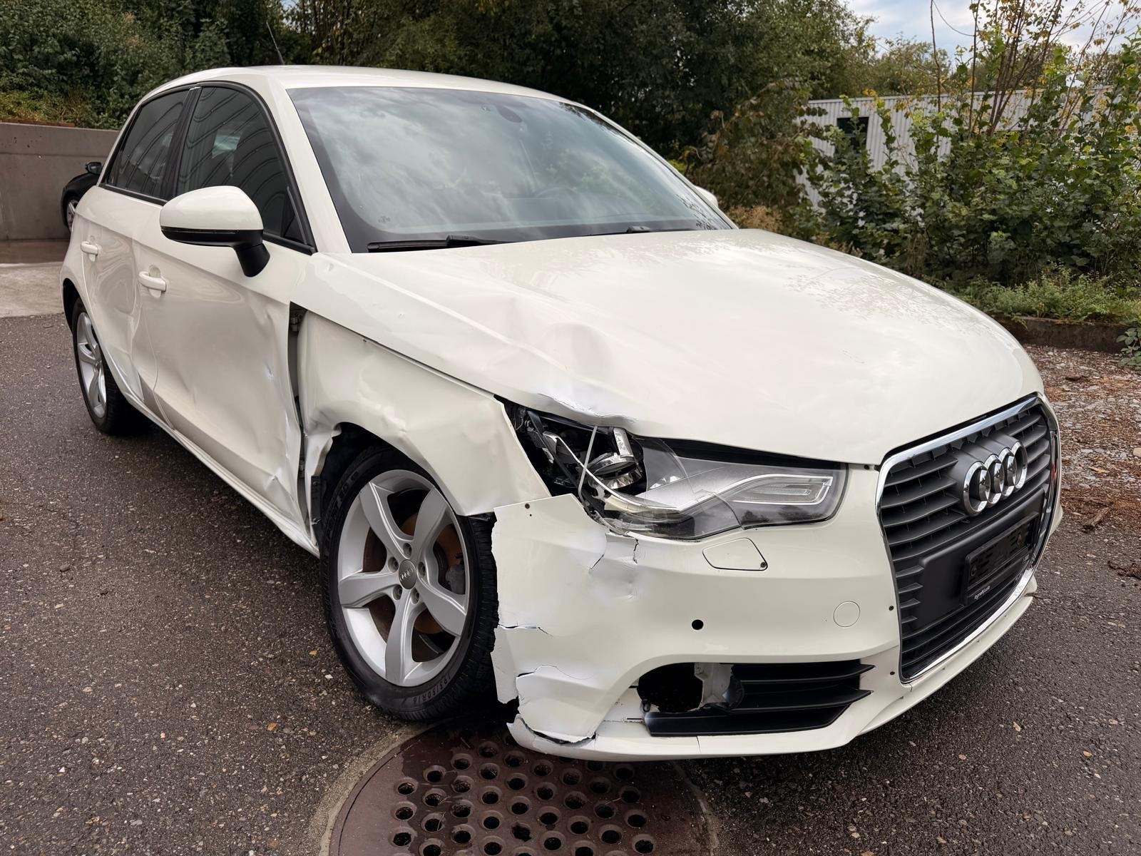 AUDI A1 Sportback 1.2 TFSI Ambition-image-5