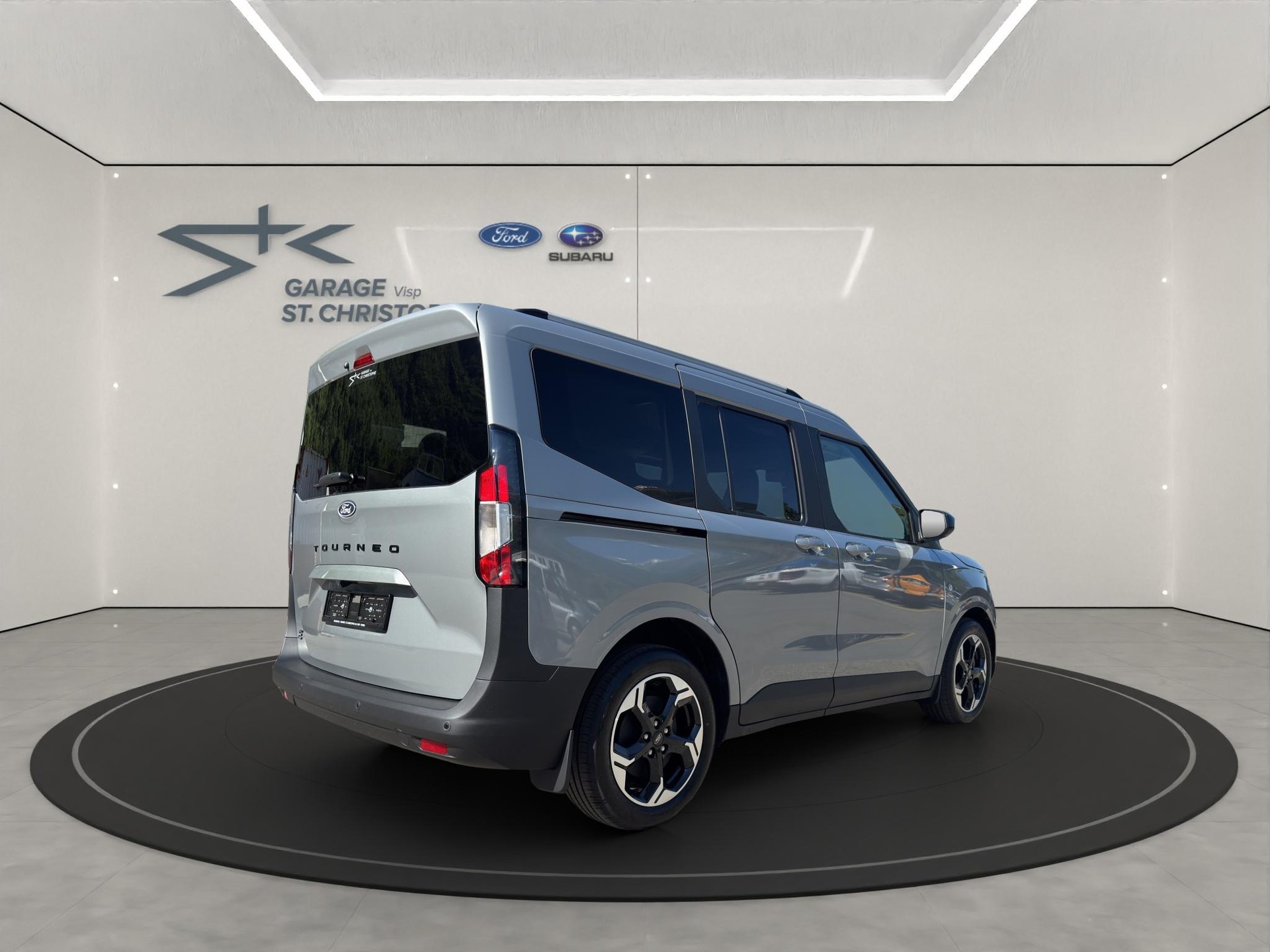 FORD E-Tourneo Courier Titanium-image-4