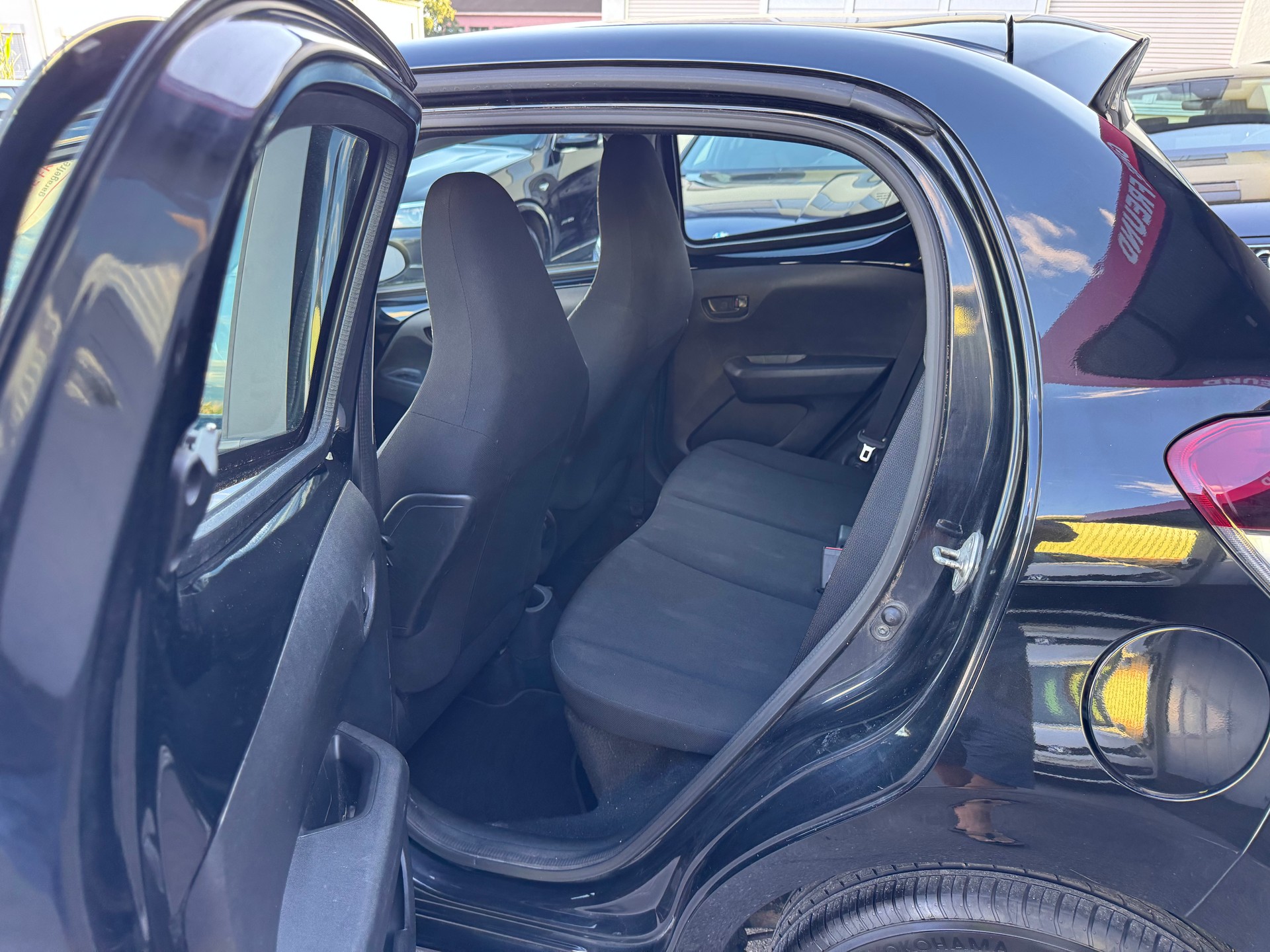 PEUGEOT 108 1.0 VTi Active Top-image-17