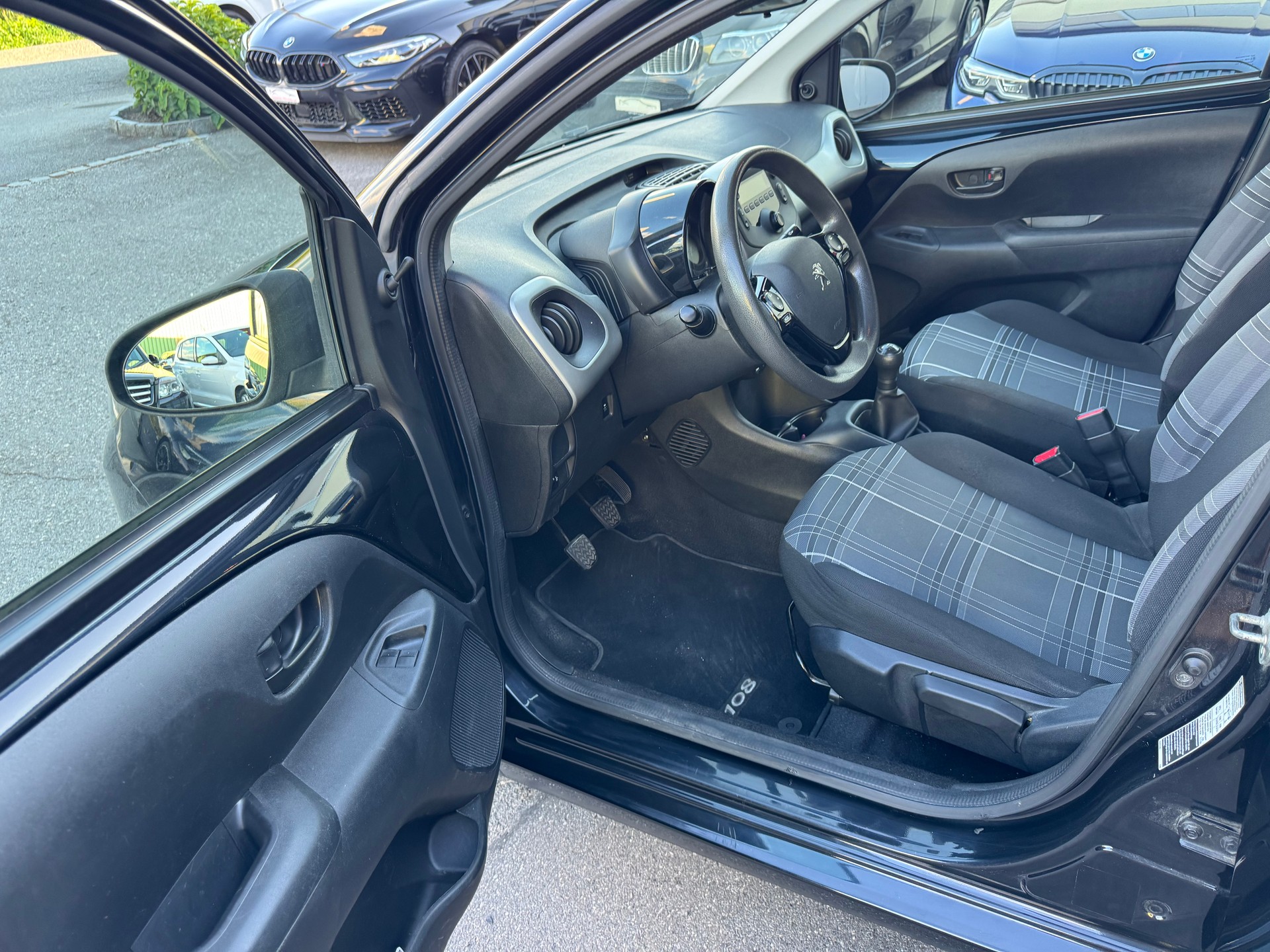 PEUGEOT 108 1.0 VTi Active Top-image-20
