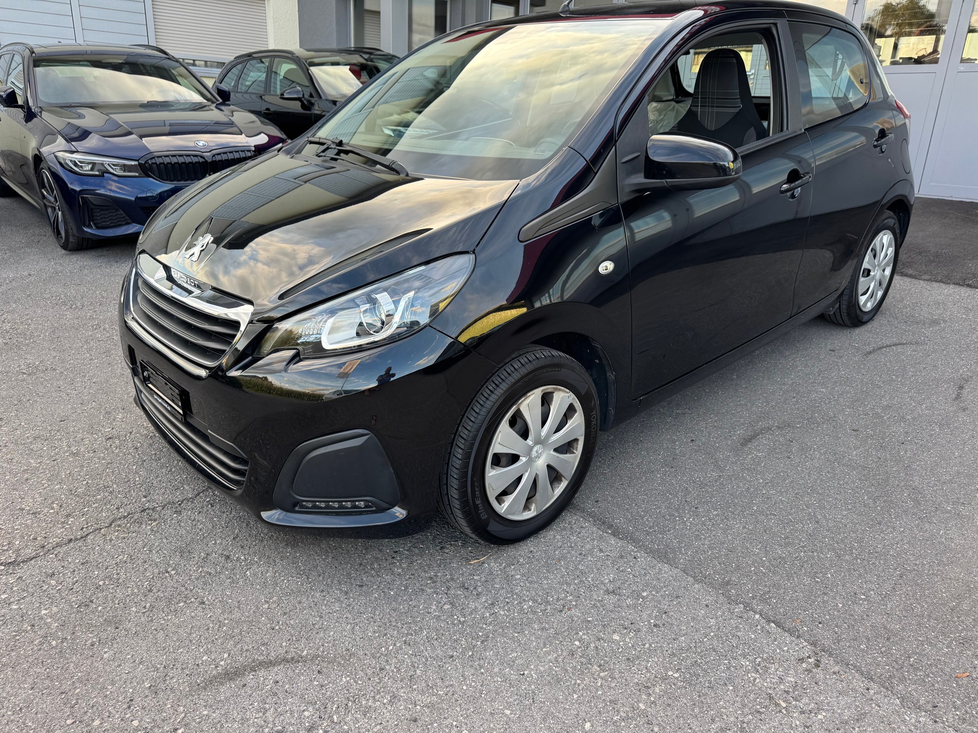 PEUGEOT 108 1.0 VTi Active Top-image-5