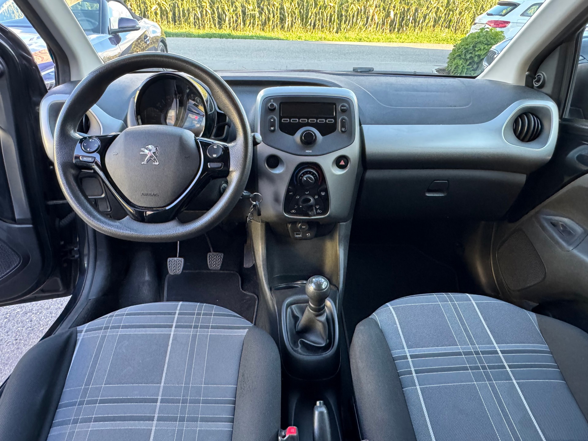 PEUGEOT 108 1.0 VTi Active Top-image-25
