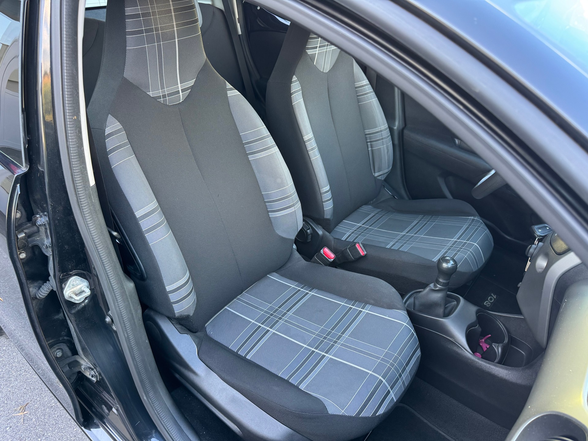 PEUGEOT 108 1.0 VTi Active Top-image-13