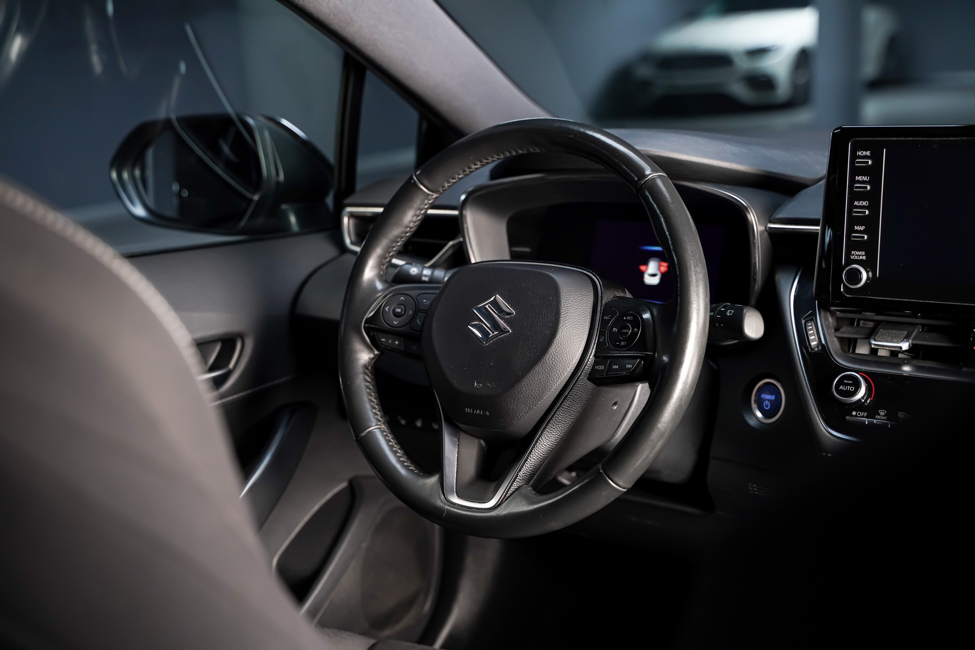 SUZUKI Swace 1.8 Hybrid Compact Top E-CVT-image-20