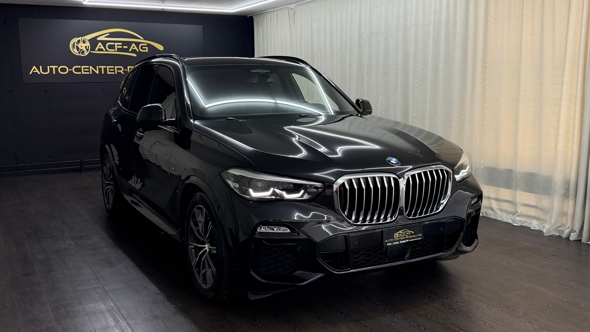 BMW X5 xDrive 48V 40d M Sport Steptronic-showroom-element-2