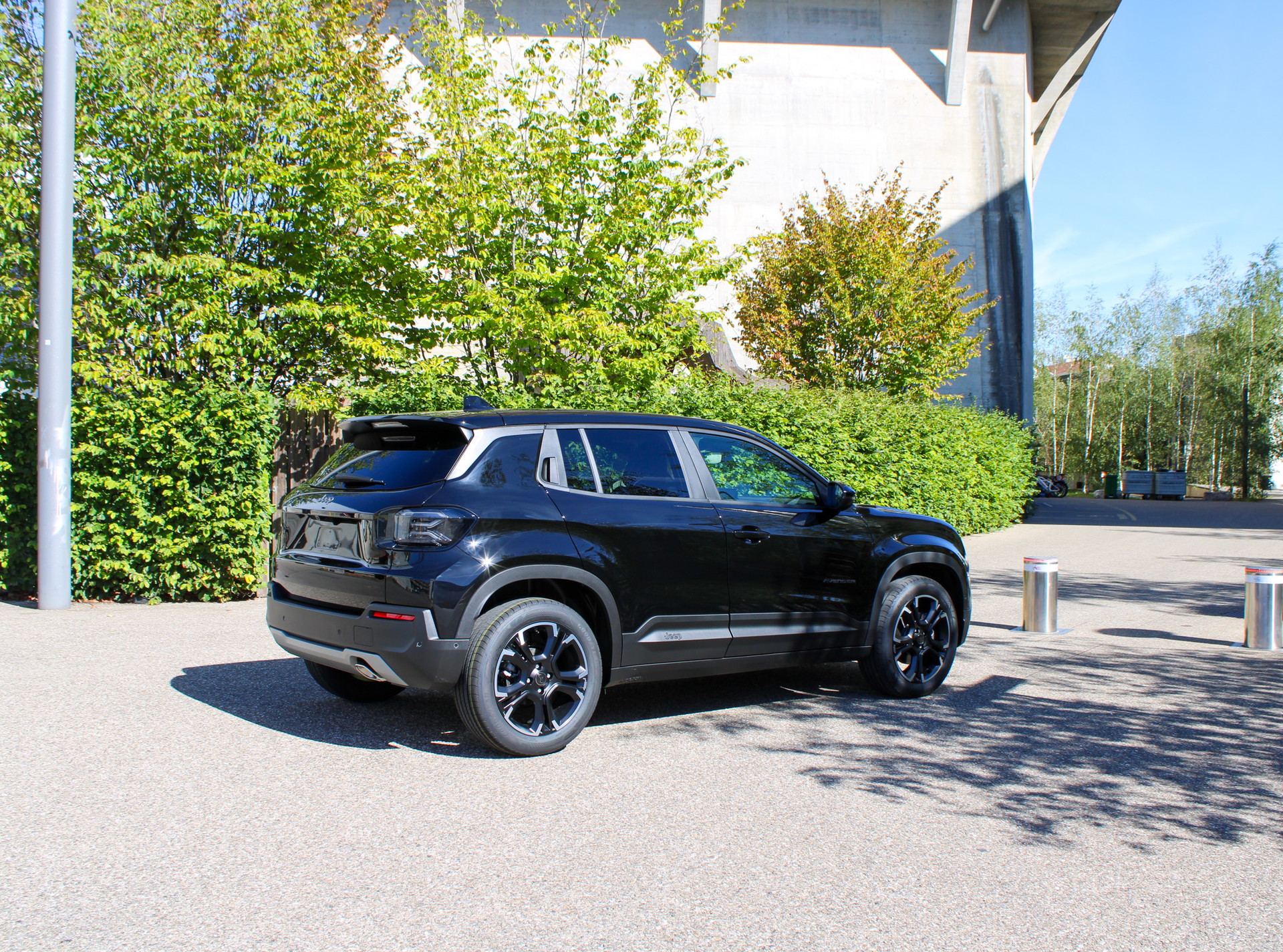 JEEP Avenger 1.2 MHEV Summit Sky-image-5