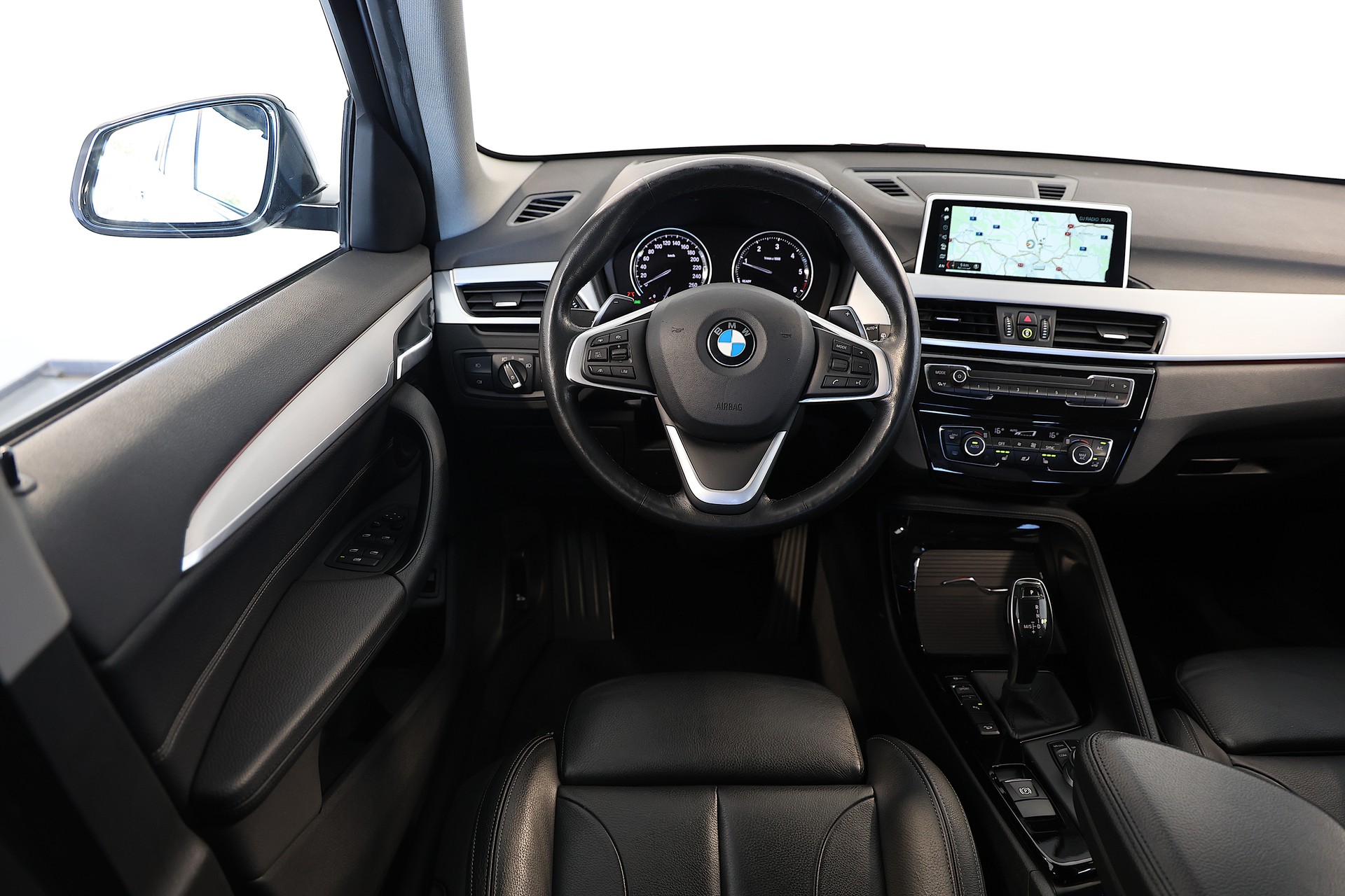 BMW X1 xDrive 18d Sport Line Steptronic-image-8