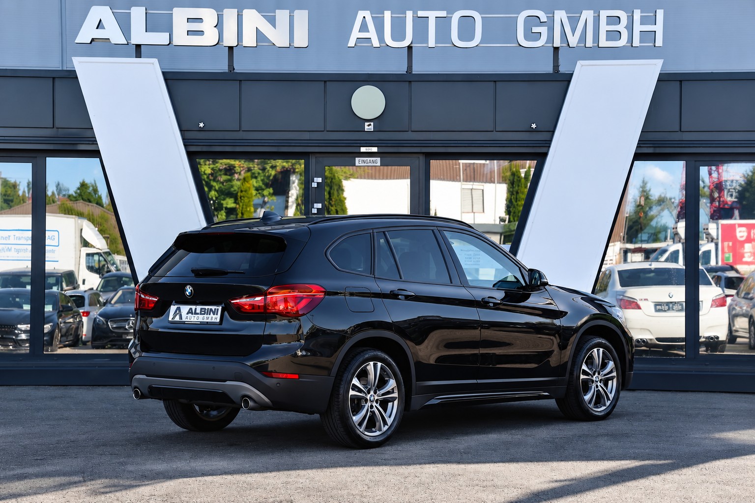 BMW X1 xDrive 18d Sport Line Steptronic-showroom-element-2