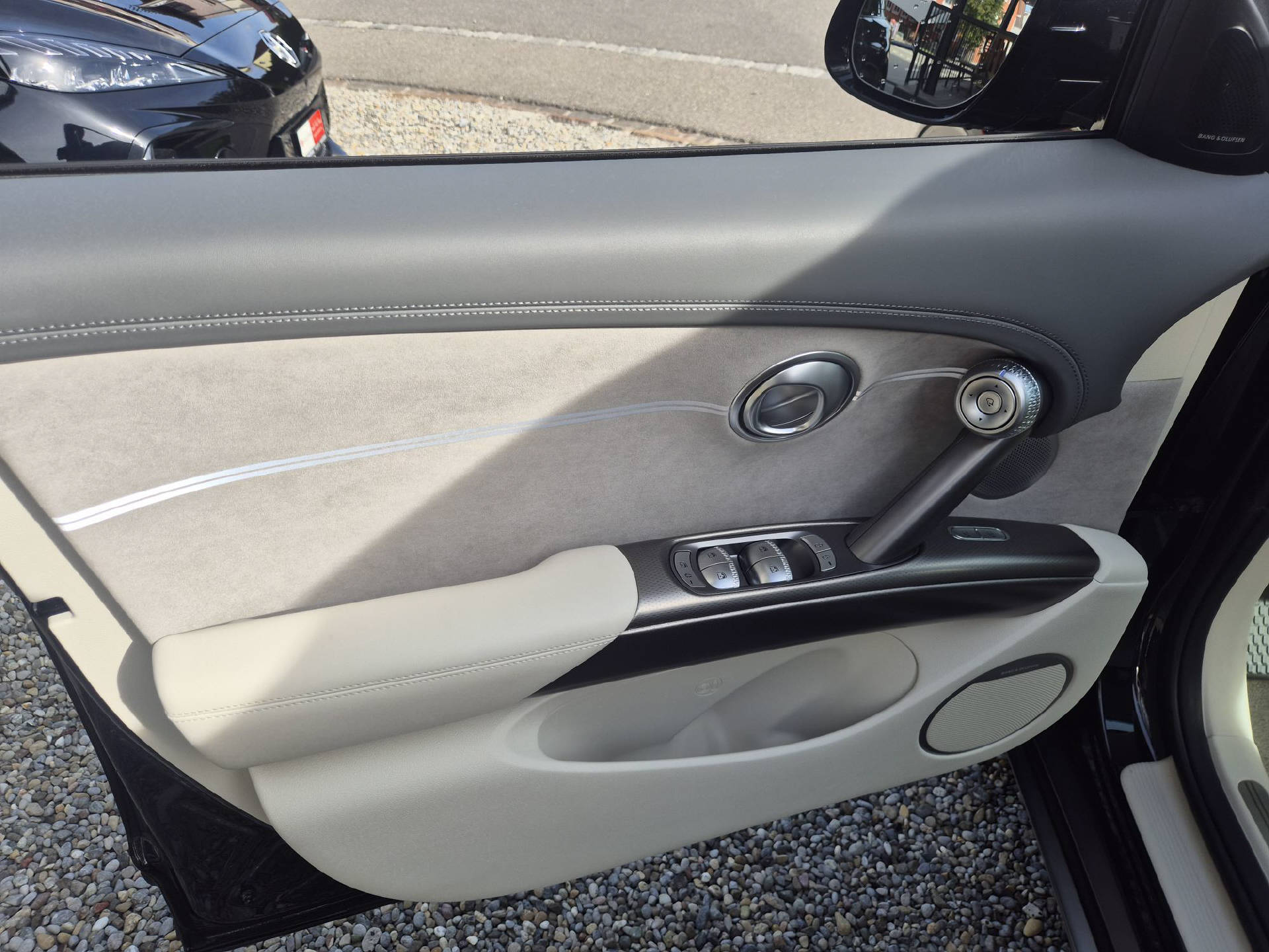 GENESIS GV60 Dual Motor Sport AWD 77.4 kWh-image-13