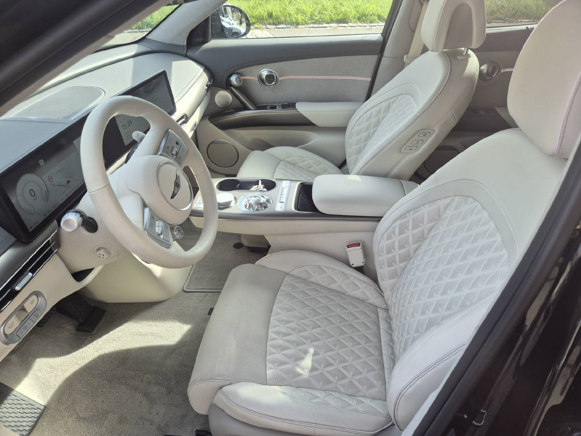 GENESIS GV60 Dual Motor Sport AWD 77.4 kWh-image-8
