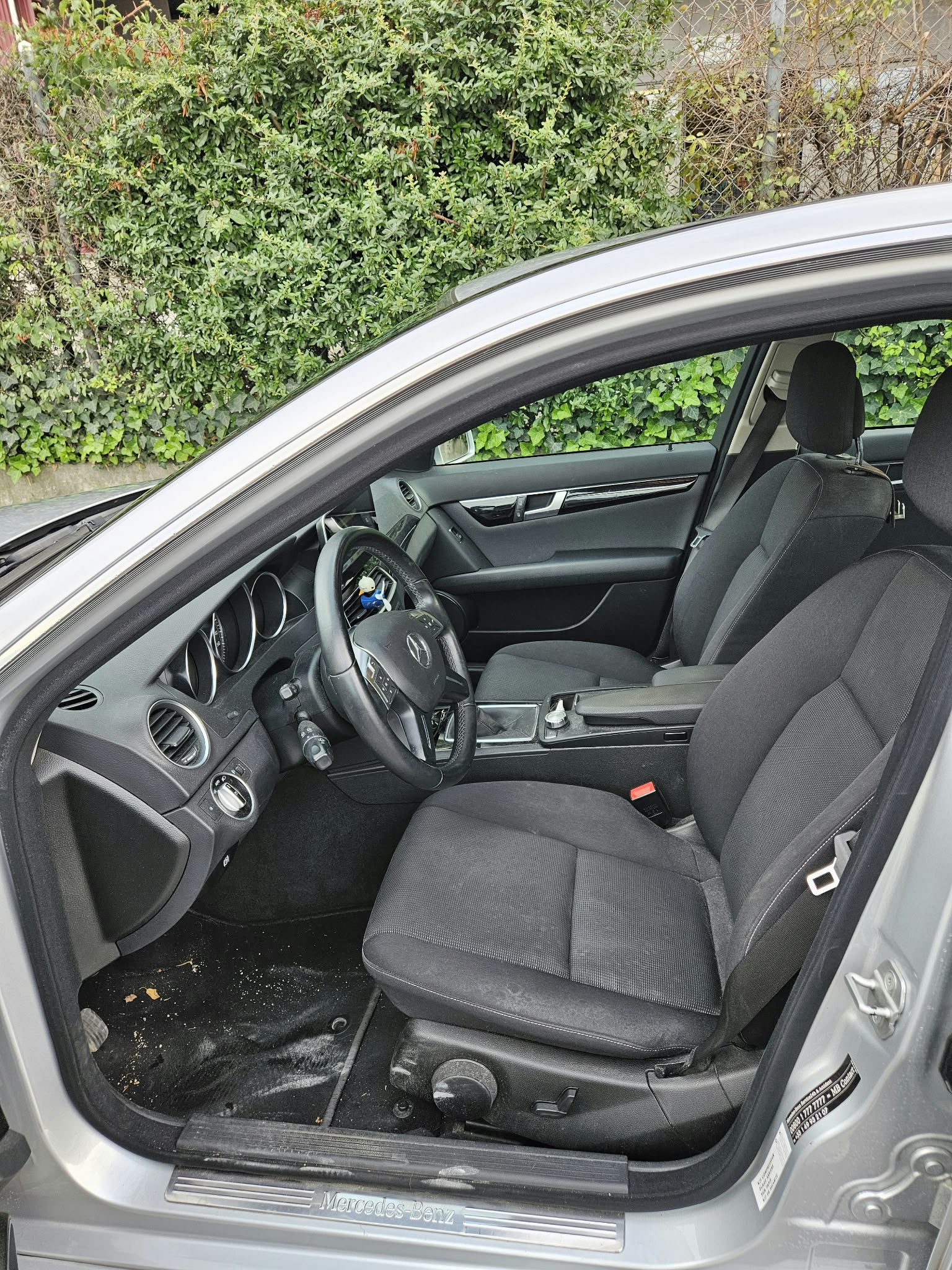 MERCEDES-BENZ C 180 CDI BlueEF-image-6