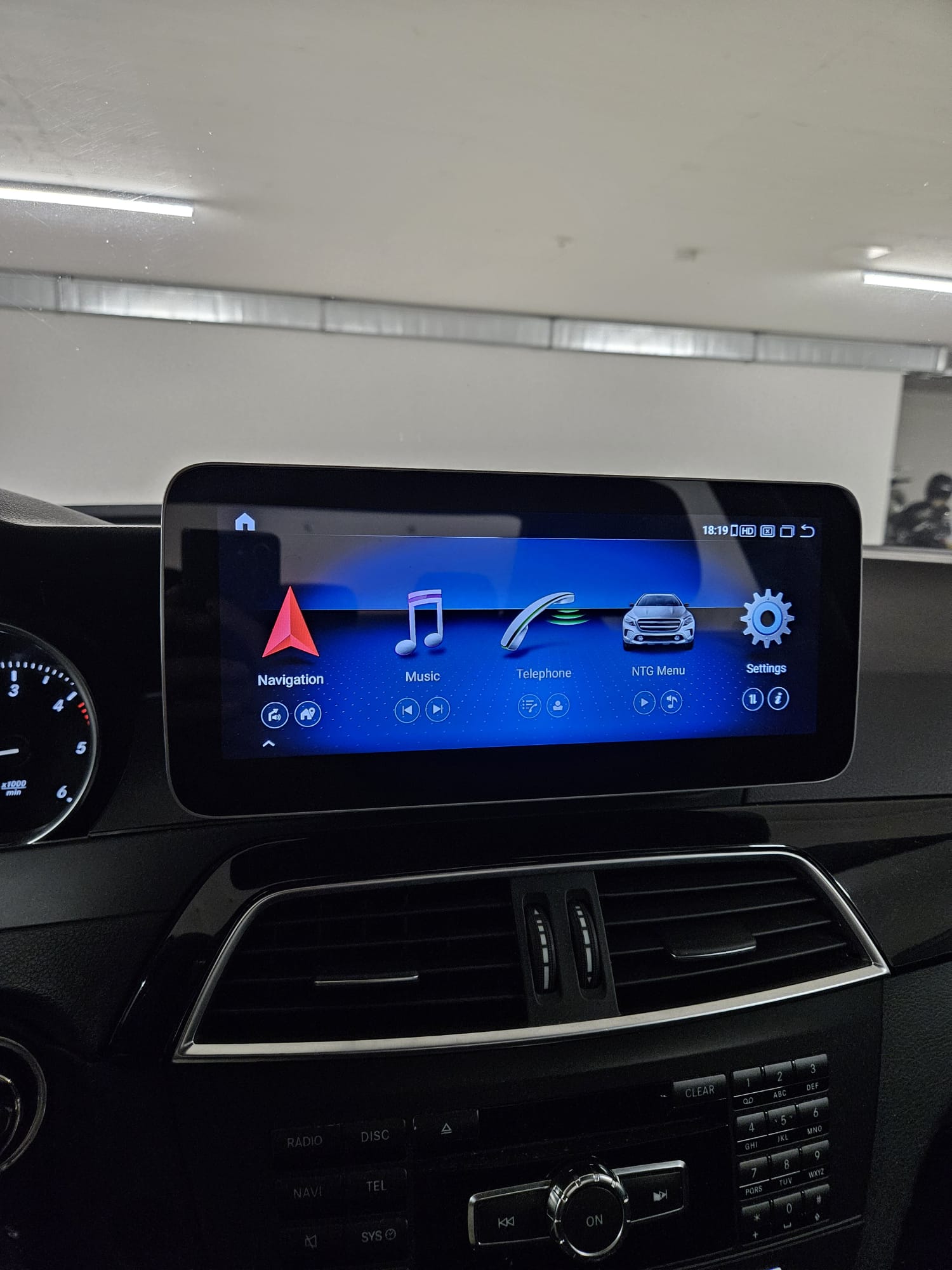 MERCEDES-BENZ C 180 CDI BlueEF-image-9
