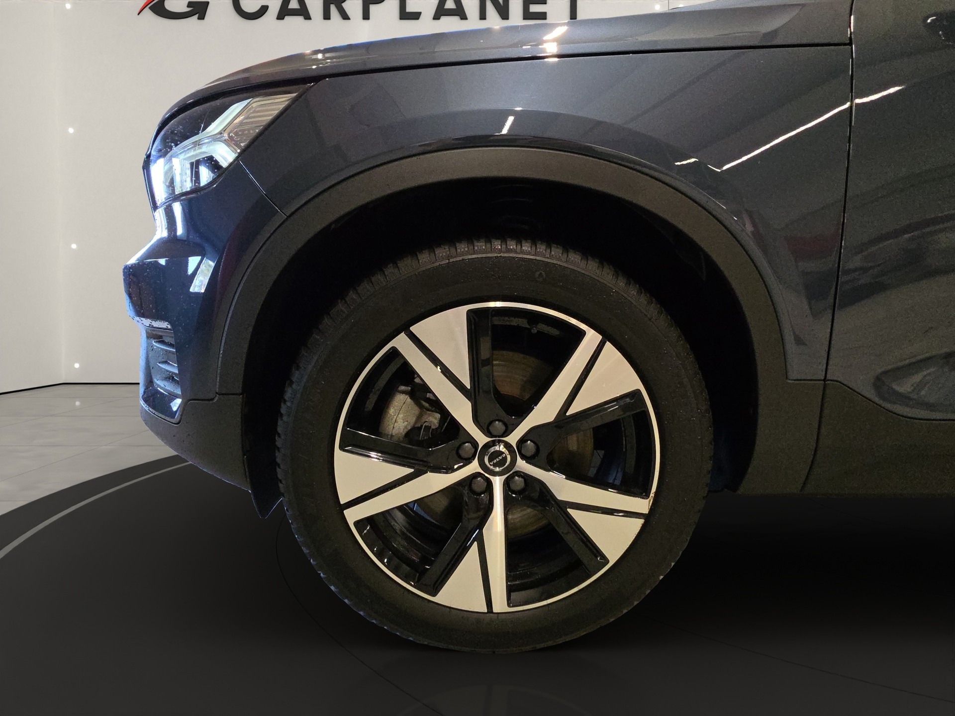 VOLVO XC40 P6 Plus-image-6