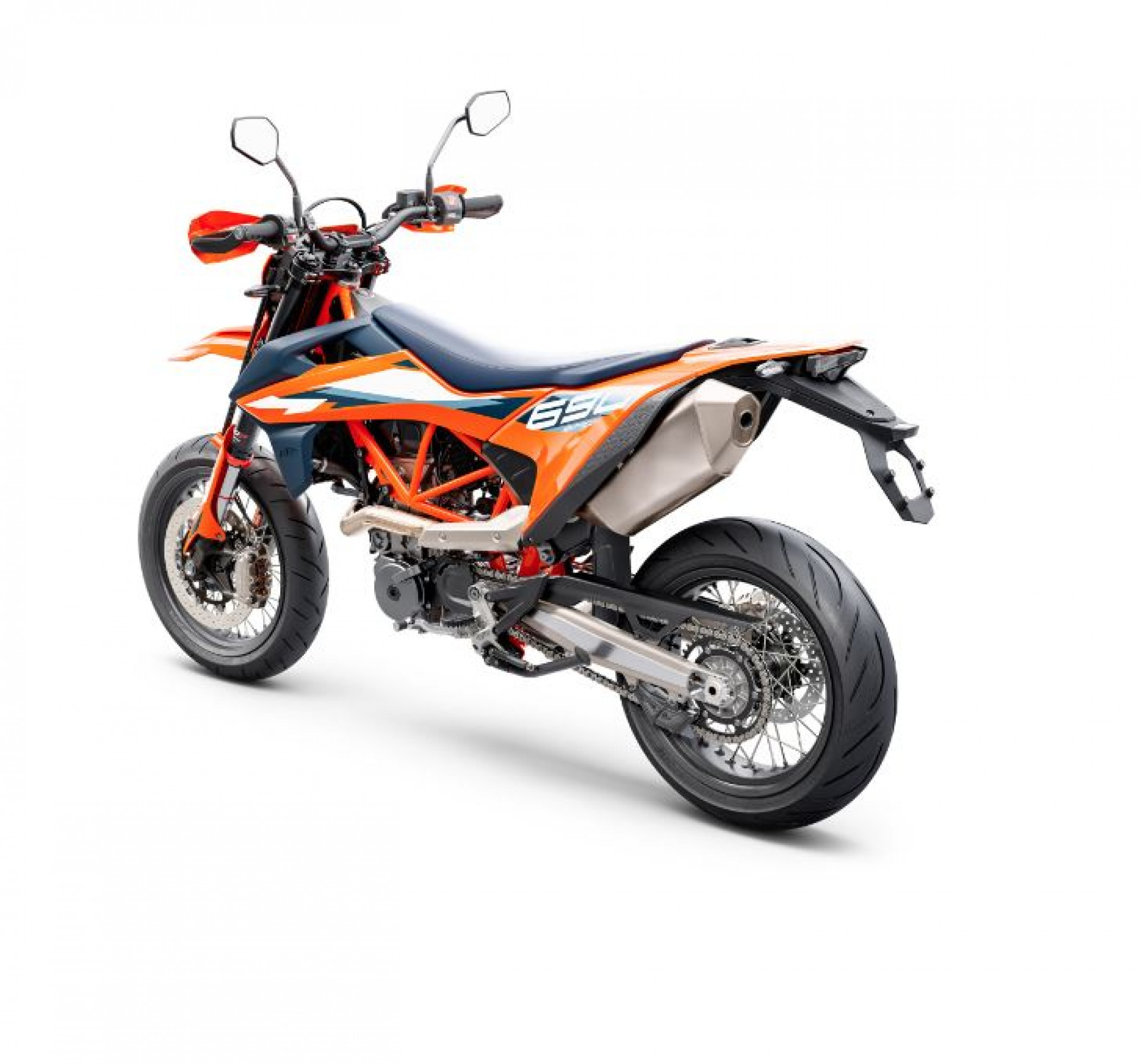 KTM 690 SMC R Supermoto-image-4