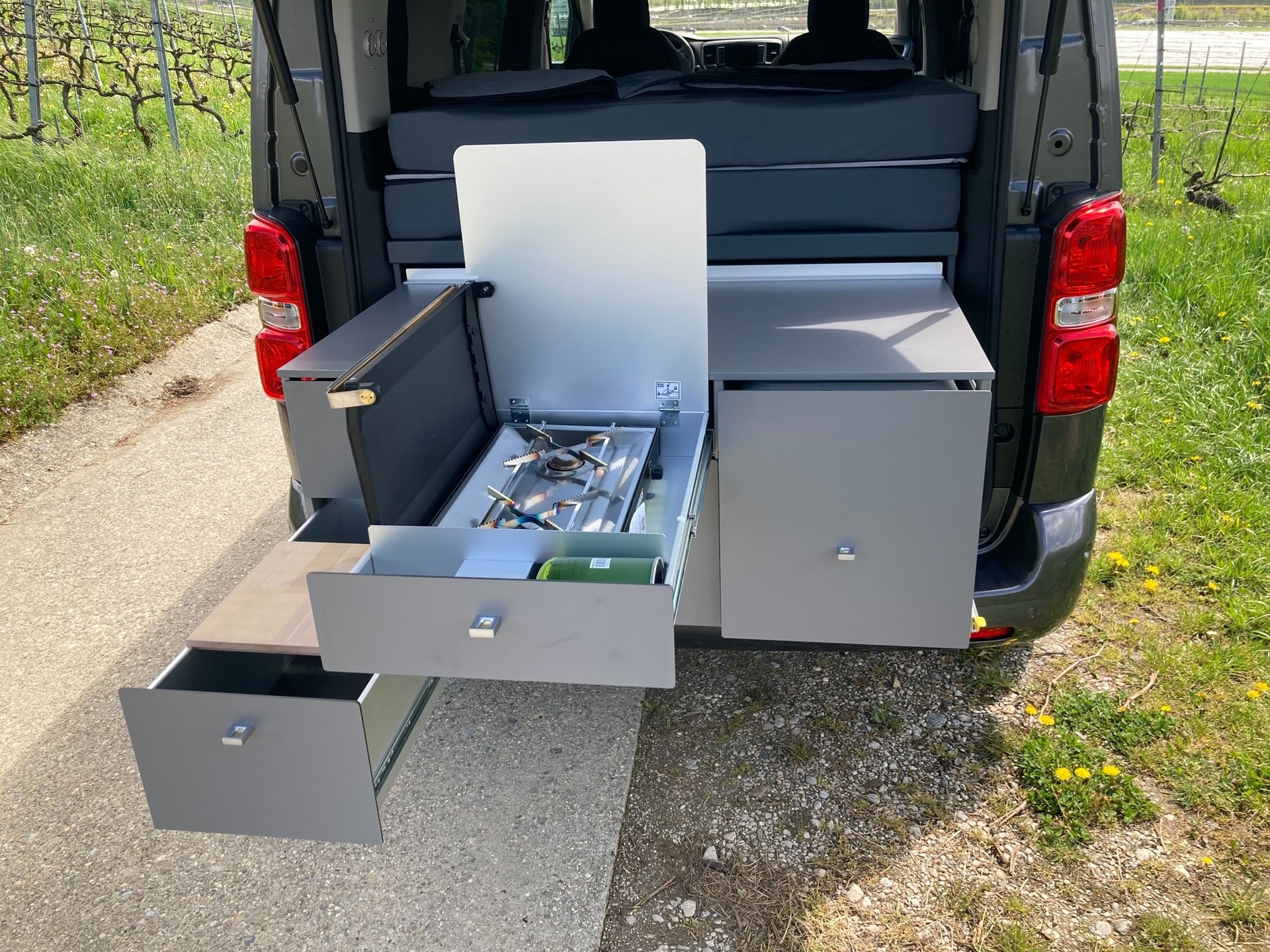 CITROEN Spacetourer Camper 2.0 BlueHDi Club M-image-13