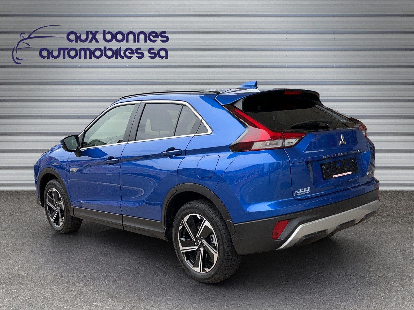 MITSUBISHI Eclipse Cross 2.4 PHEV Invite 4WD-showroom-element-1