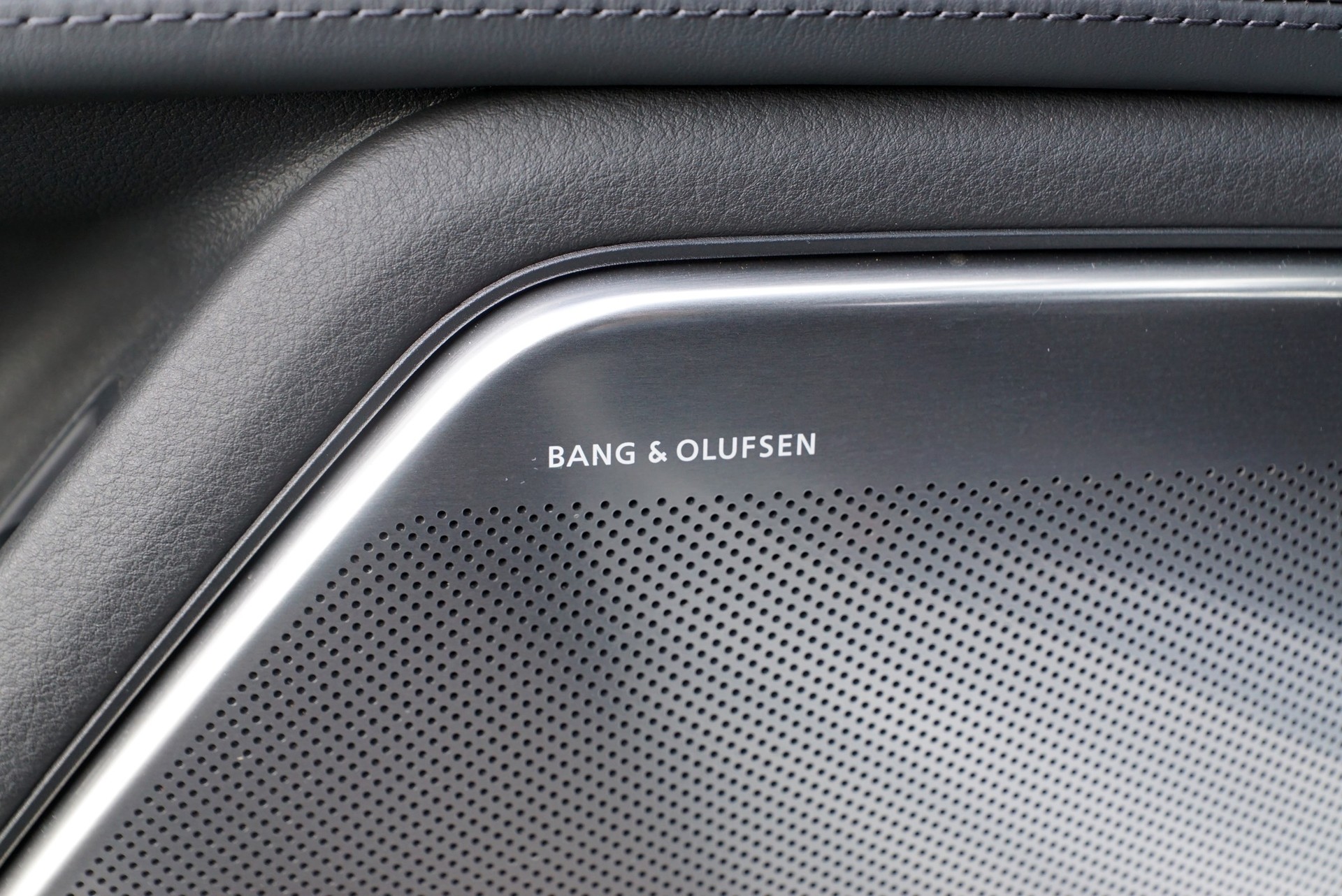 AUDI RS7 Sportback 4.0 TFSI V8 quattro-image-12