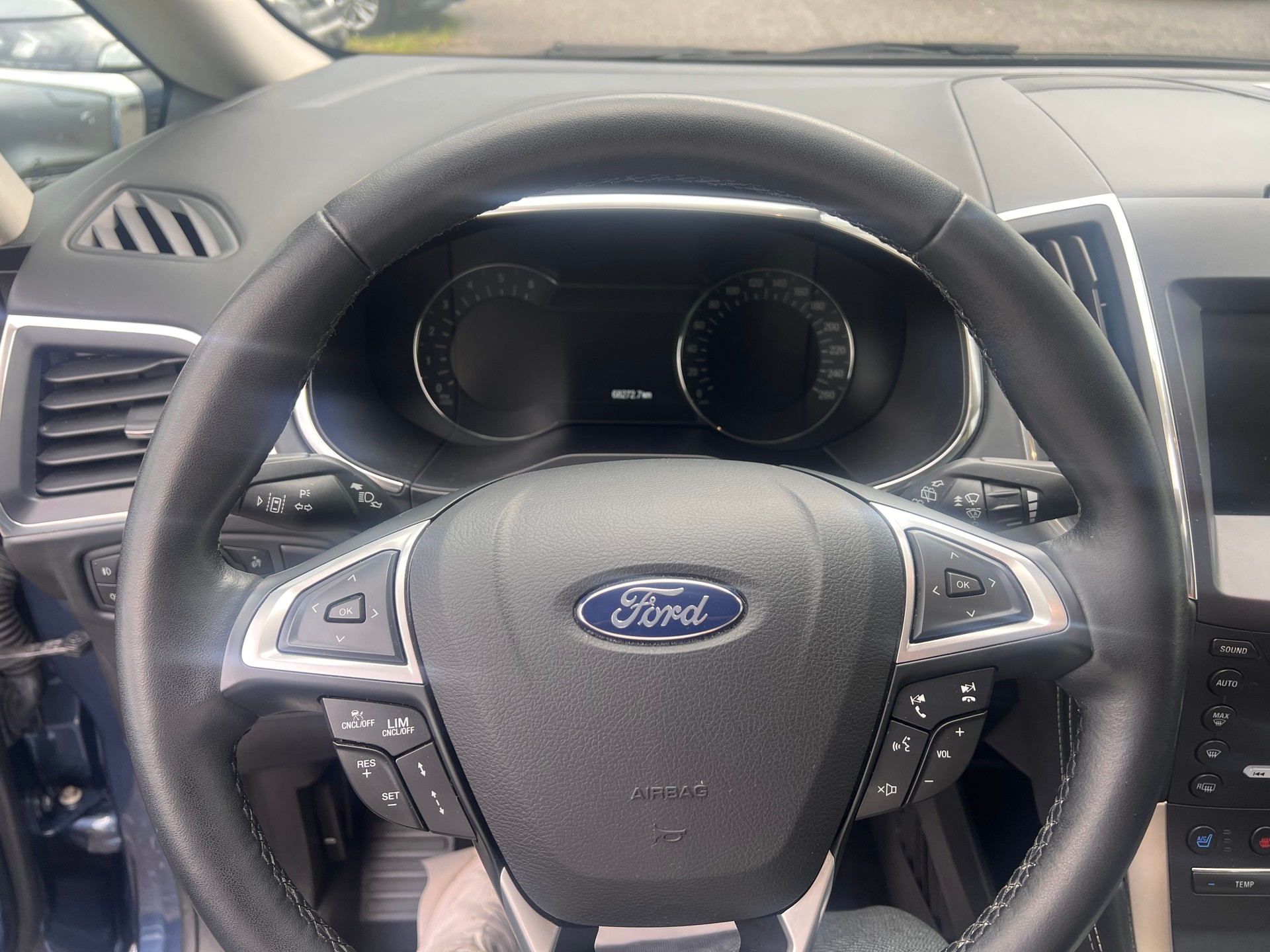 FORD S-Max 2.0 TDCi Vignale AWD Automatic-image-14