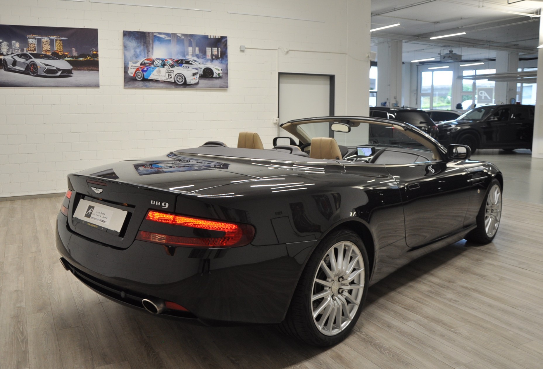 ASTON MARTIN DB9 Volante Touchtronic 2-image-5