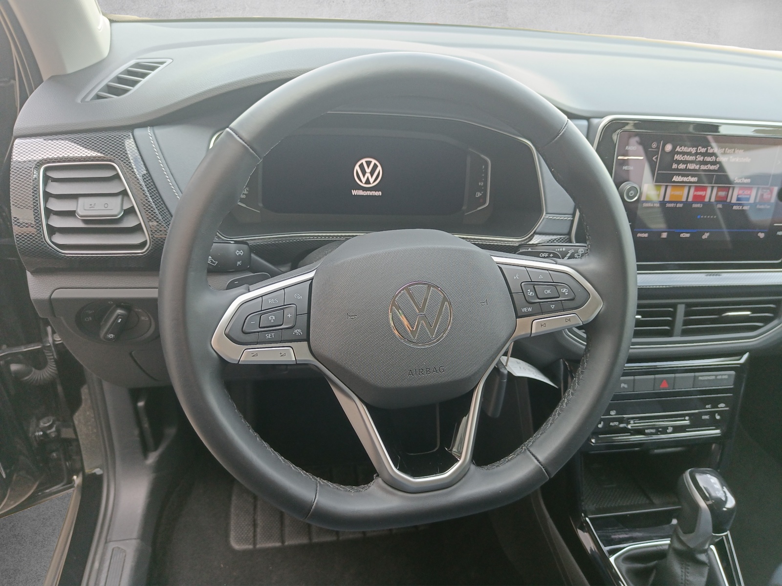 VW T-Cross 1.0 TSI 115 Style DSG*AHK*IQ Light*Kamera*-image-9