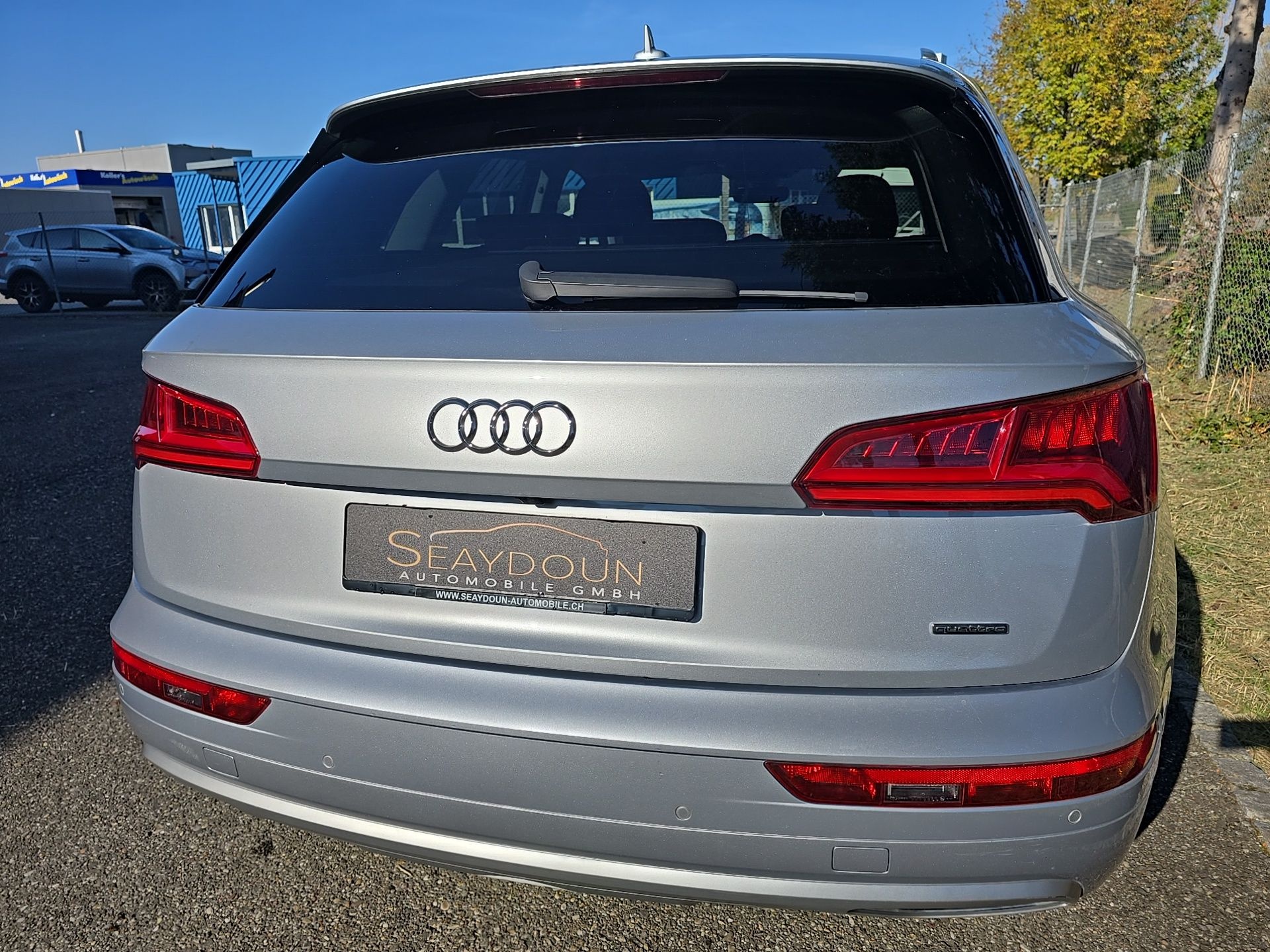 AUDI Q5 2.0 TFSI quattro S-tronic-image-4
