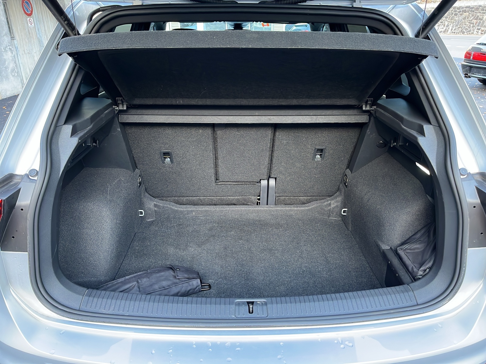 VW Tiguan 2.0 TDI SCR R-Line 4Motion DSG-image-14