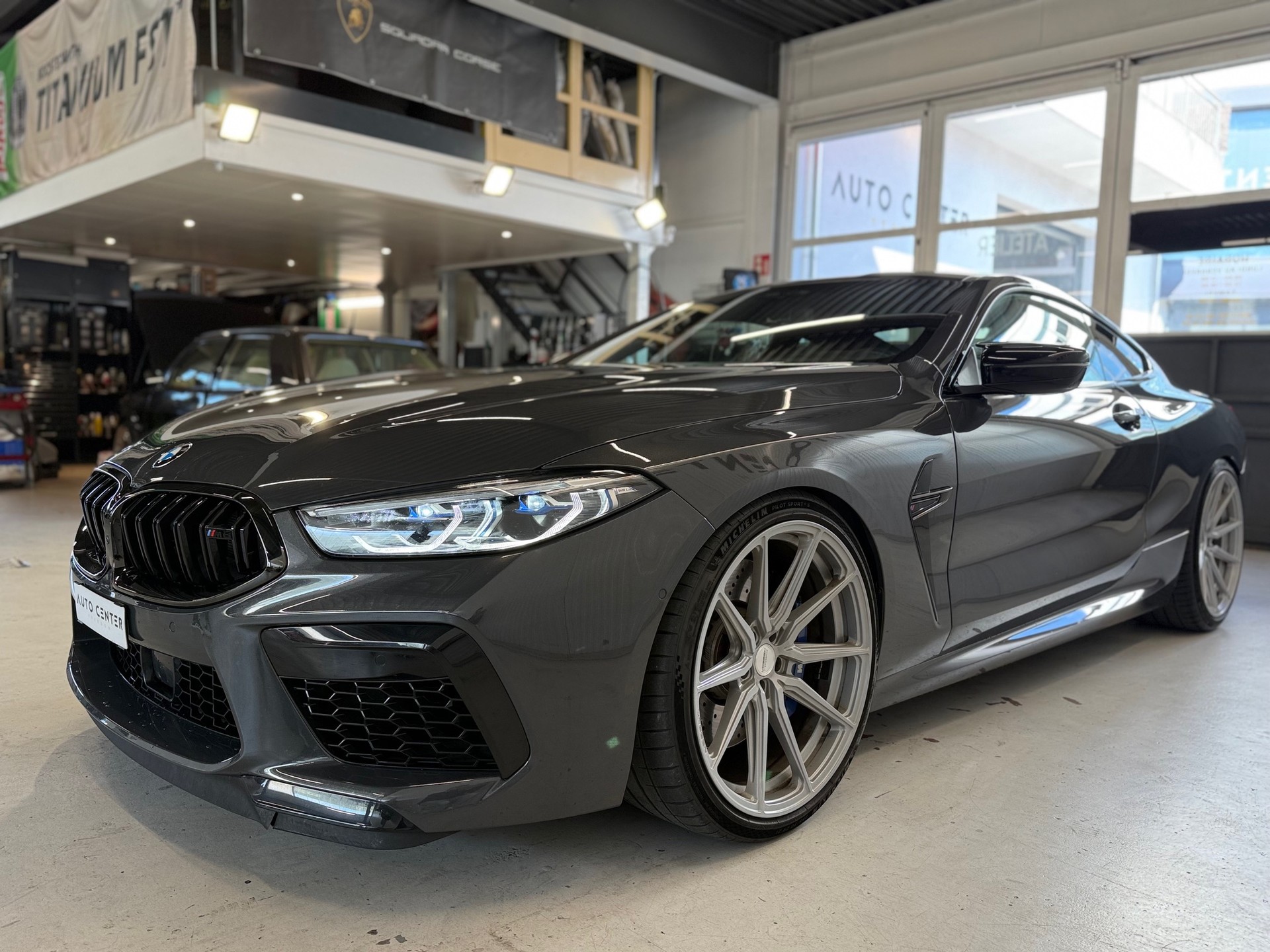 BMW M8 xDrive Steptronic M Competition-image-6
